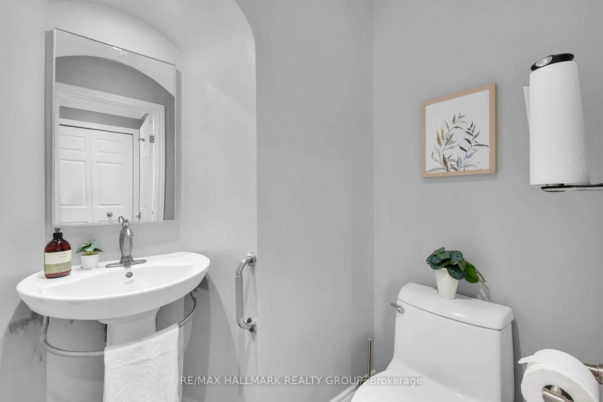 Photo 20 of 5 Ellisson Way, Ottawa, Hunt Club Park — HOMEH