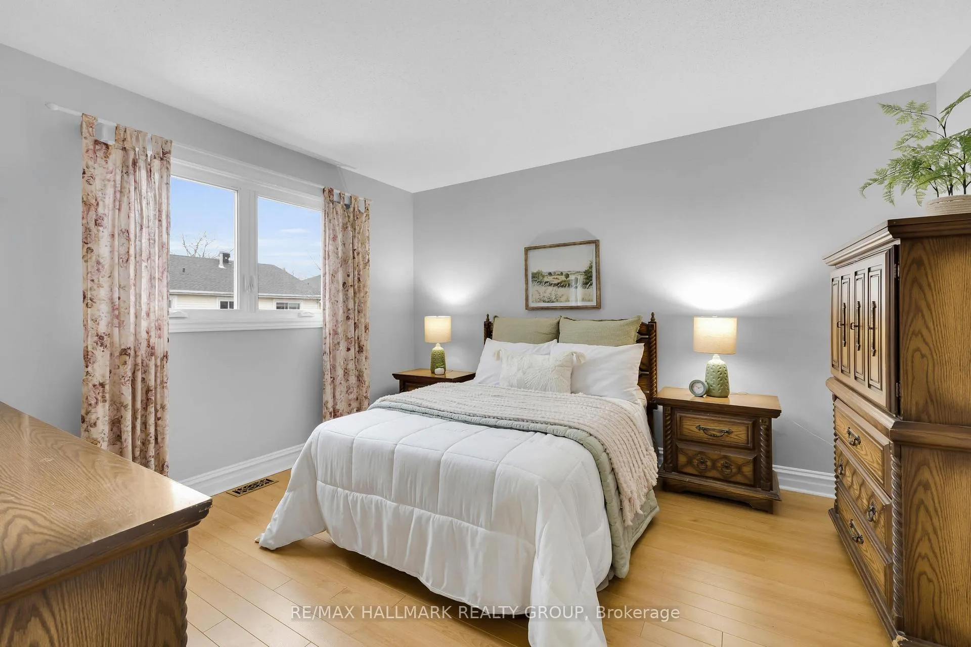 Photo 29 of 5 Ellisson Way, Ottawa, Hunt Club Park — HOMEH