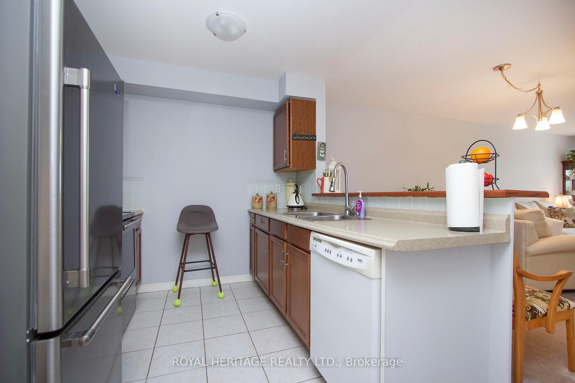 Photo 5 of Unit 2, 117 Petra Way, Whitby, Pringle Creek — HOMEH