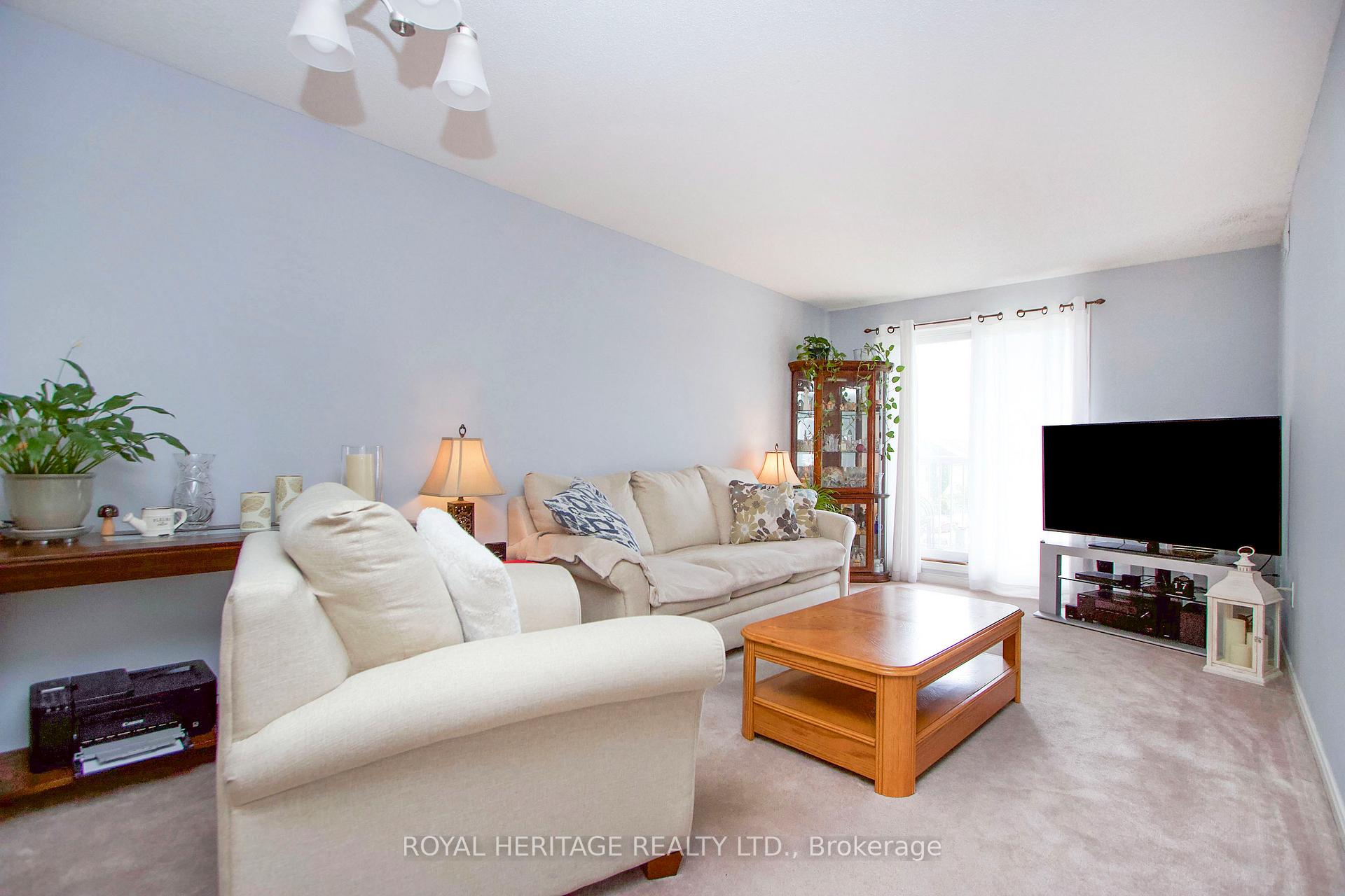 Photo 8 of Unit 2, 117 Petra Way, Whitby, Pringle Creek — HOMEH