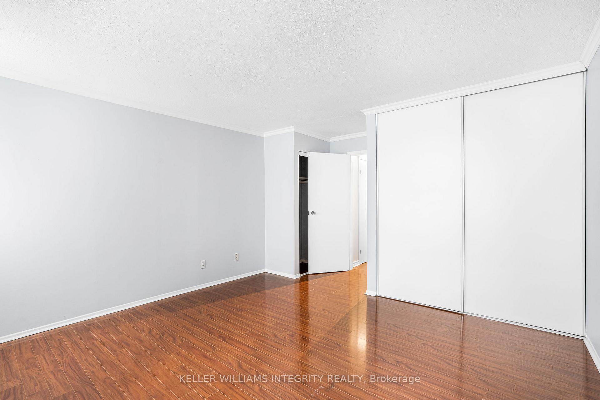Photo 17 of 16 Crispin Private, Ottawa, Manor Park — HOMEH
