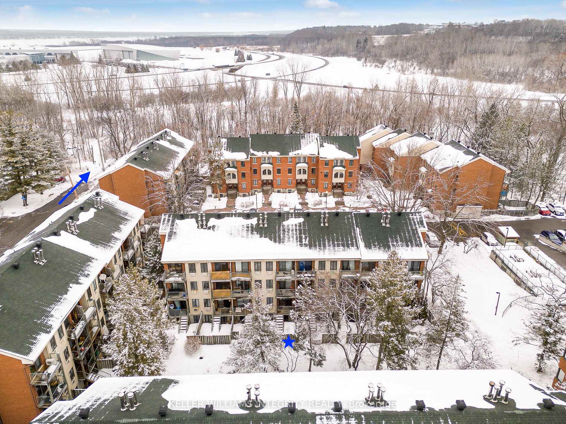 Photo 24 of 16 Crispin Private, Ottawa, Manor Park — HOMEH