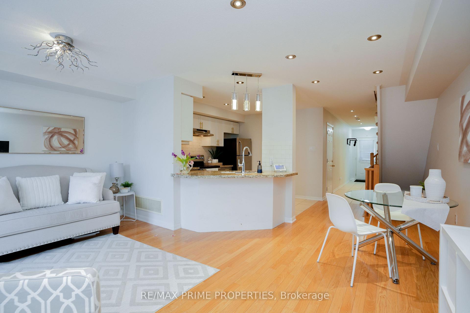 Photo 7 of 47 Edwin Pearson Street, Aurora, Bayview Northeast — HOMEH