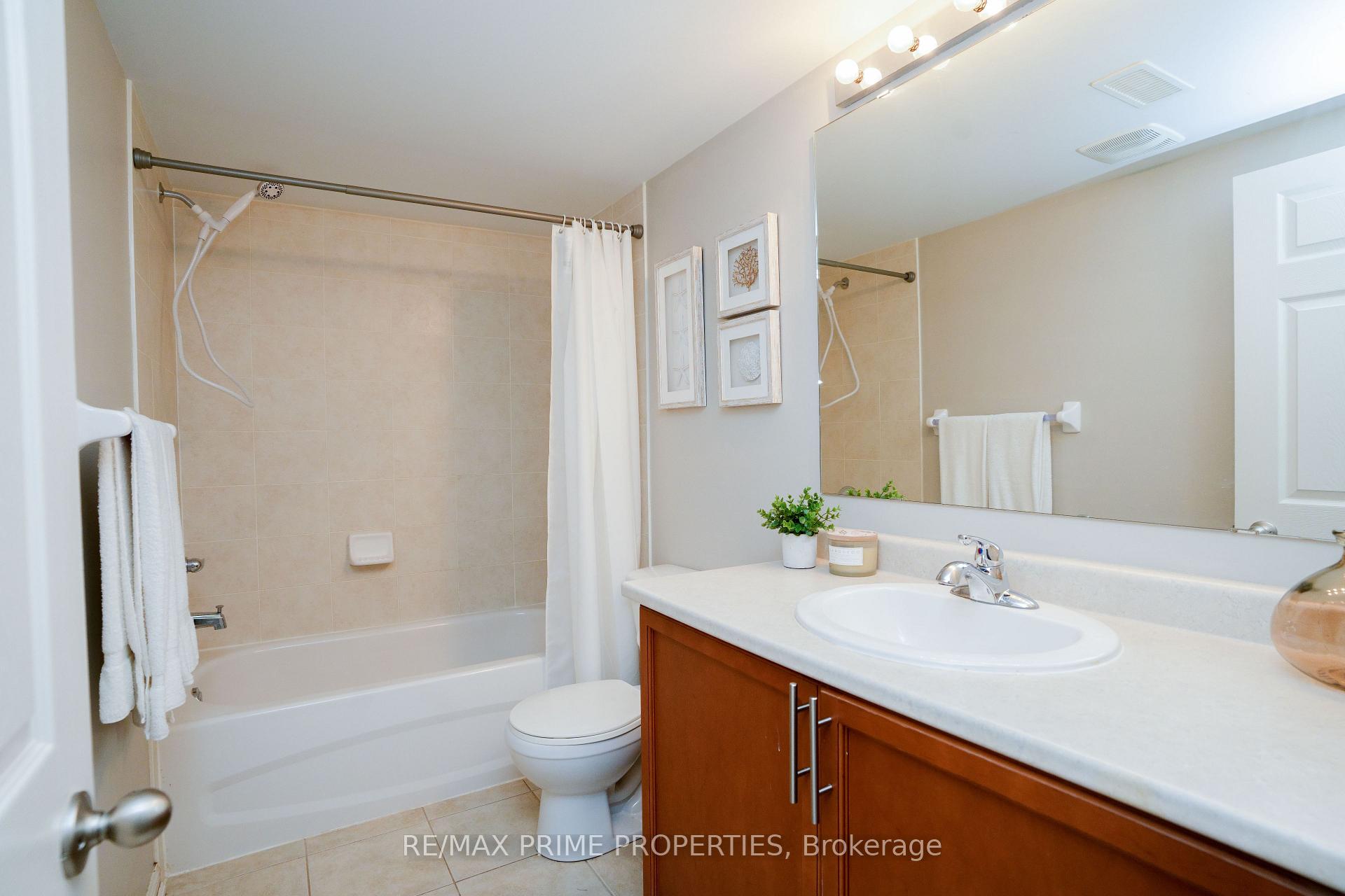 Photo 30 of 47 Edwin Pearson Street, Aurora, Bayview Northeast — HOMEH