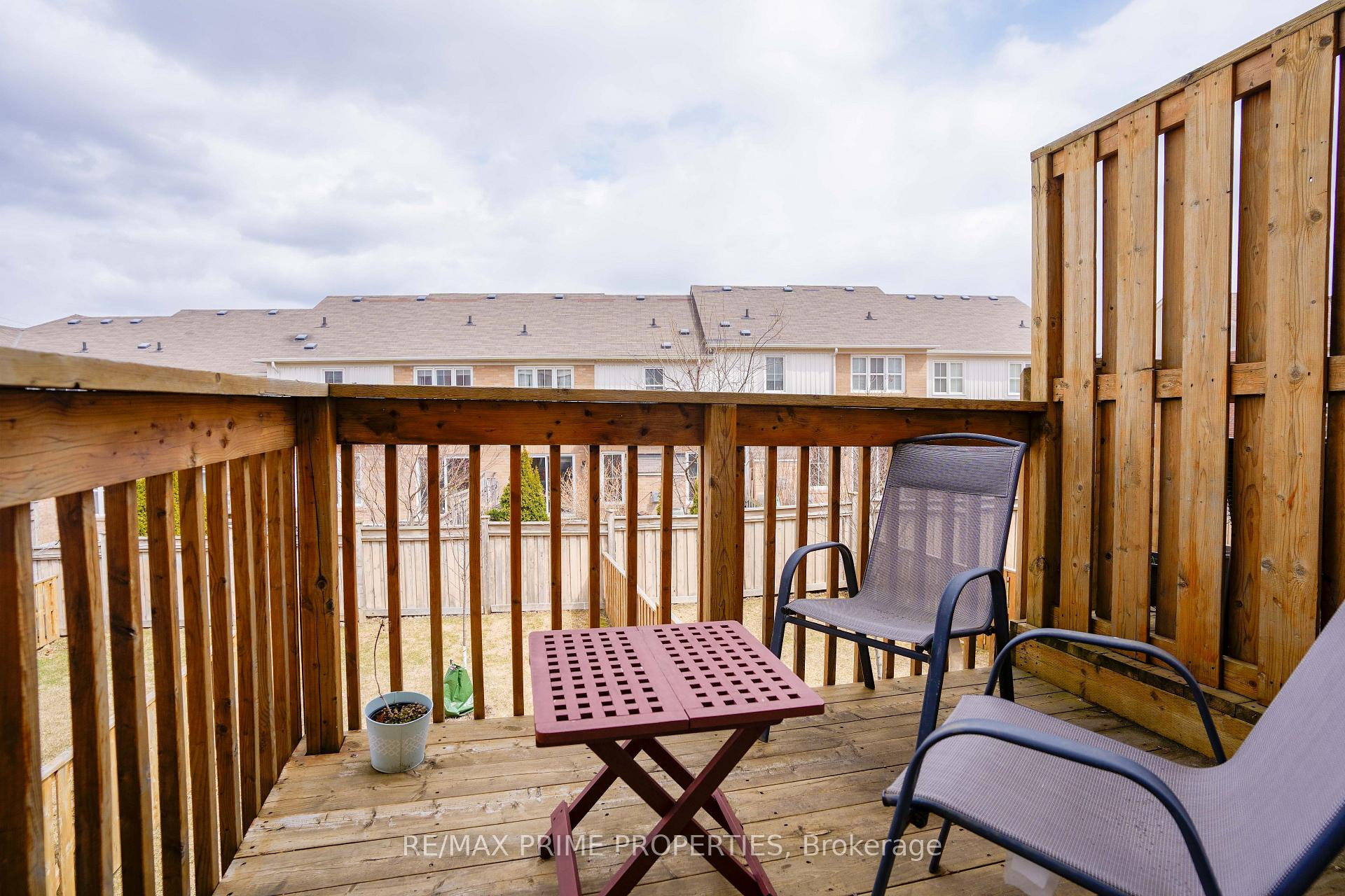Photo 32 of 47 Edwin Pearson Street, Aurora, Bayview Northeast — HOMEH
