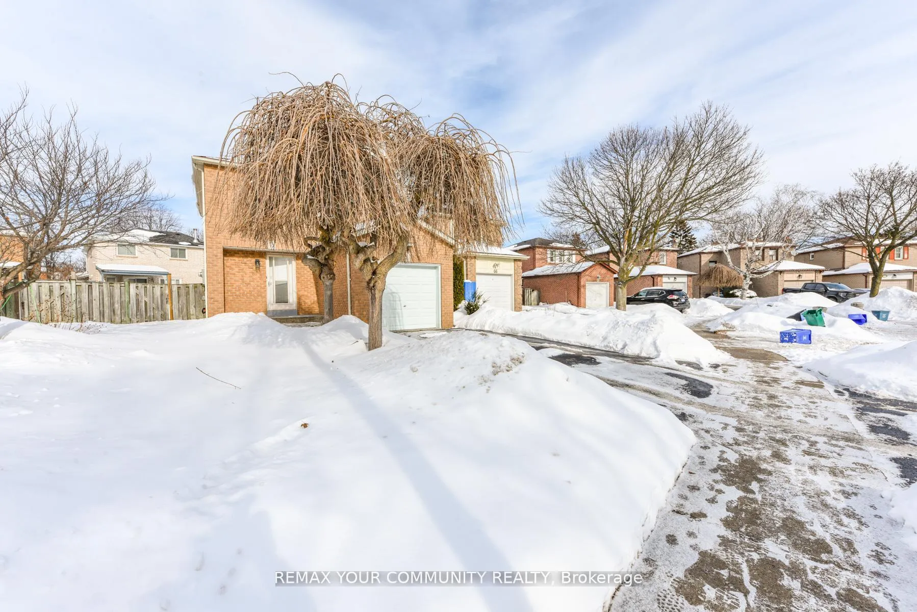 Photo 3 of 64 Chatfield Drive, Ajax, Central West — HOMEH