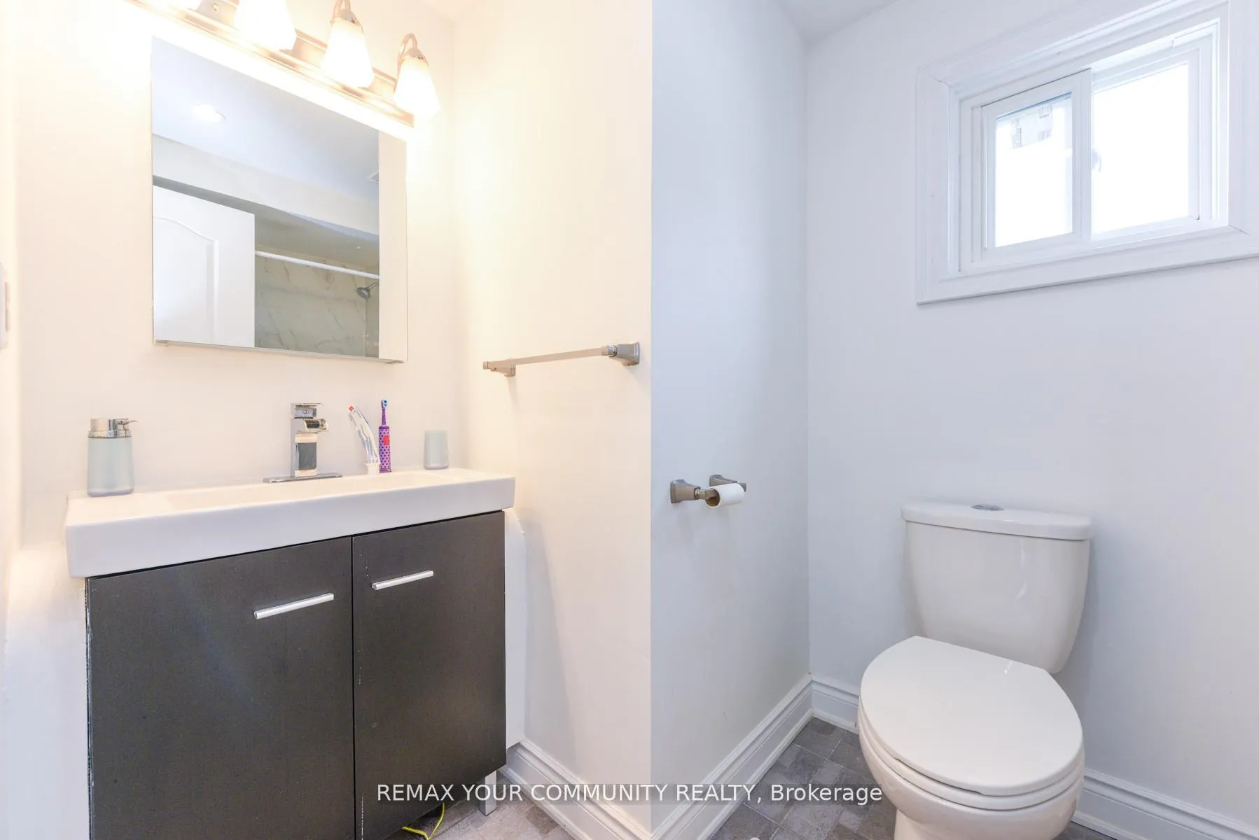 Photo 30 of 64 Chatfield Drive, Ajax, Central West — HOMEH