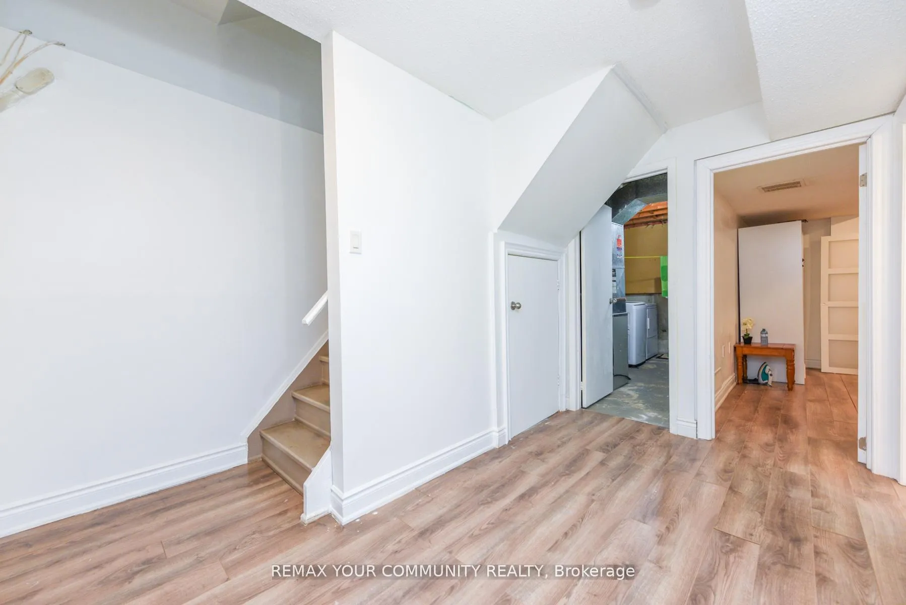 Photo 32 of 64 Chatfield Drive, Ajax, Central West — HOMEH
