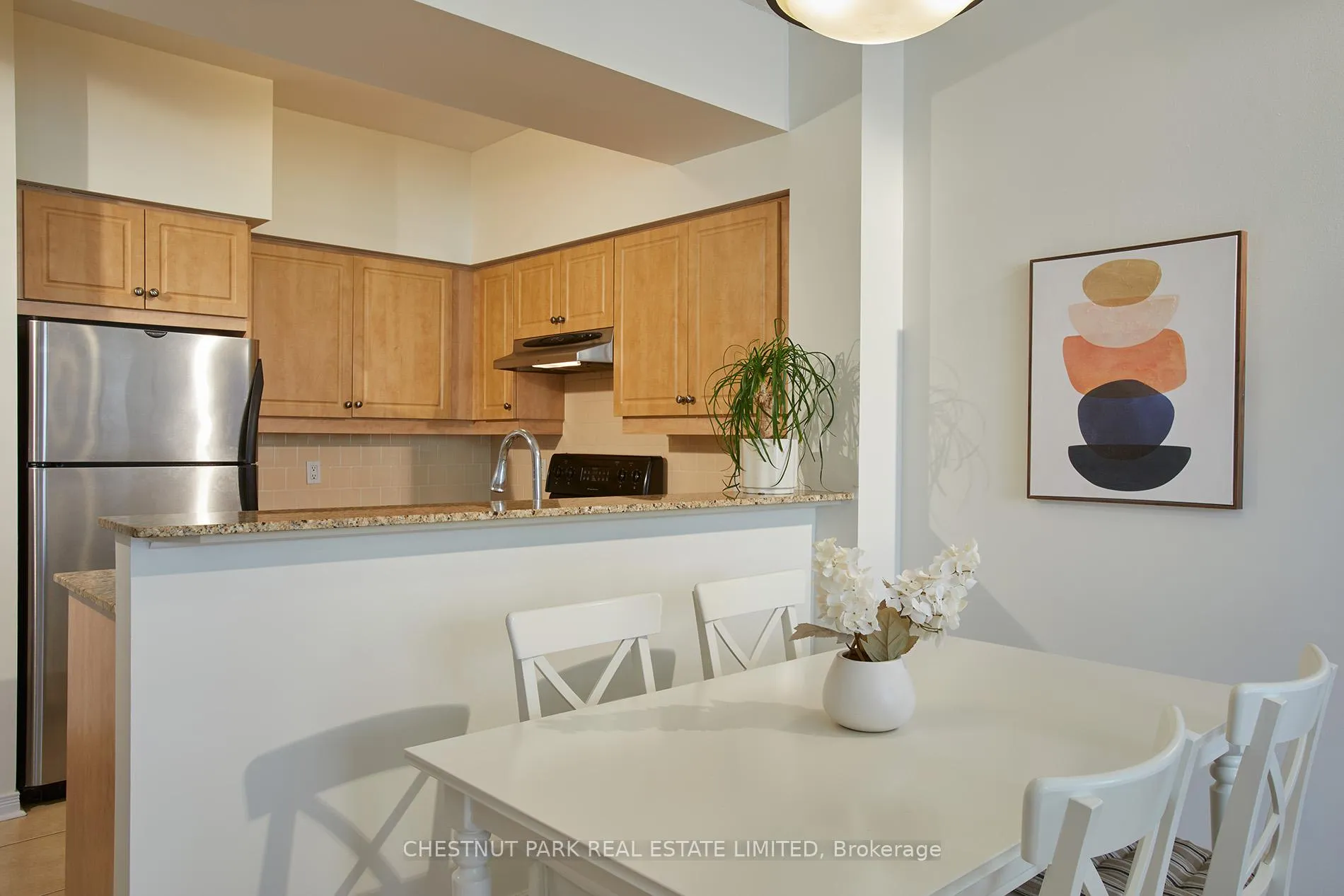 Photo 5 of Unit 413, 451 Rosewell Avenue, Toronto, Lawrence Park South — HOMEH