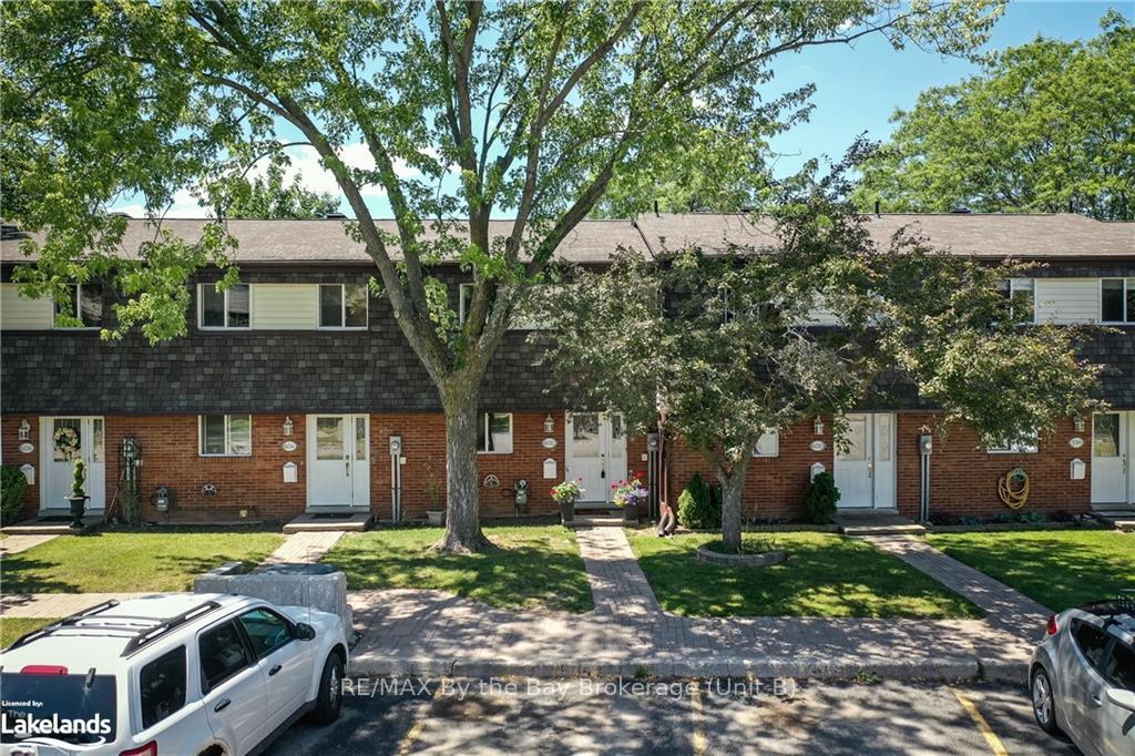 Front of 602 Tenth Street
