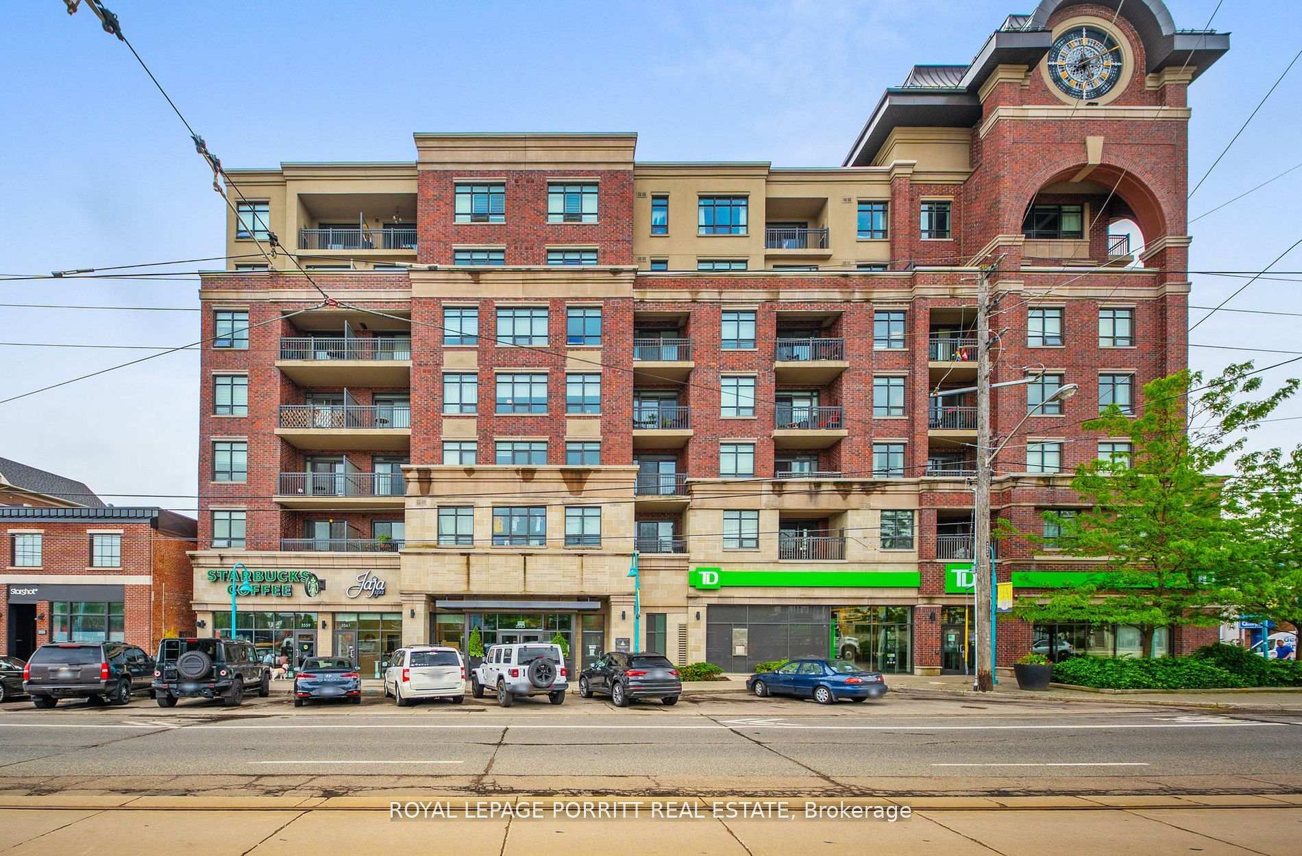 Front of Unit 404, 3563 Lake Shore Boulevard W