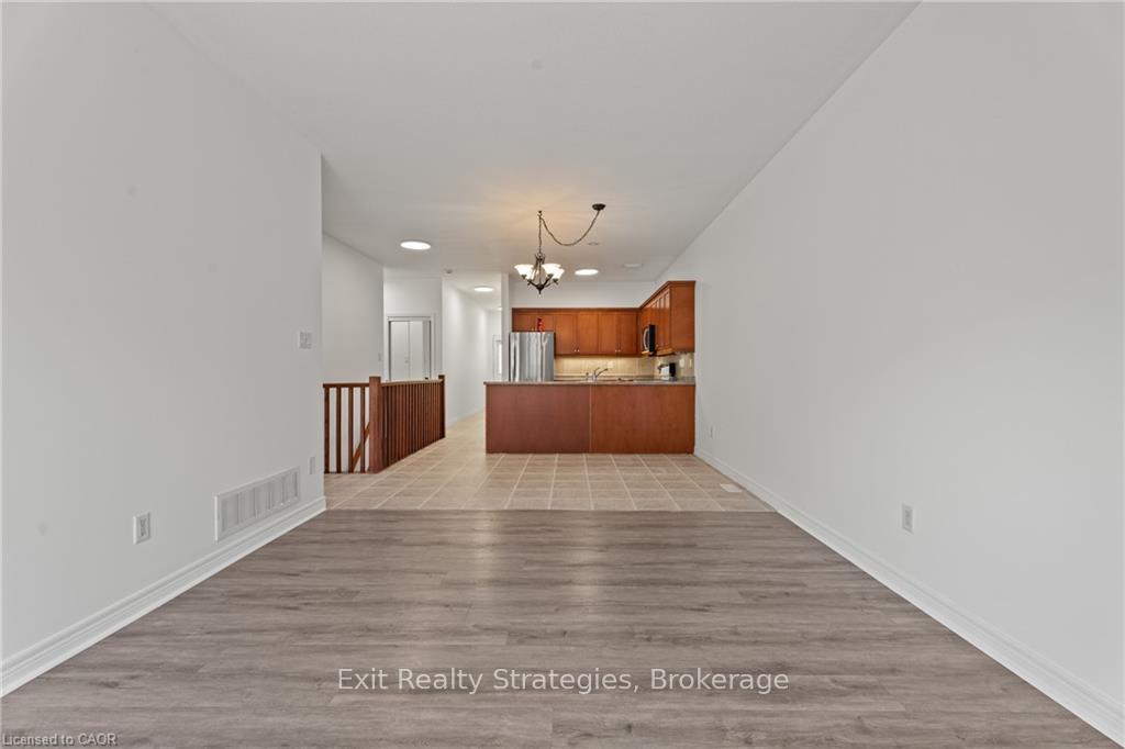 Photo 12 of Unit 39, 68 Hallmark Trail E, Hamilton, Twenty Place — HOMEH