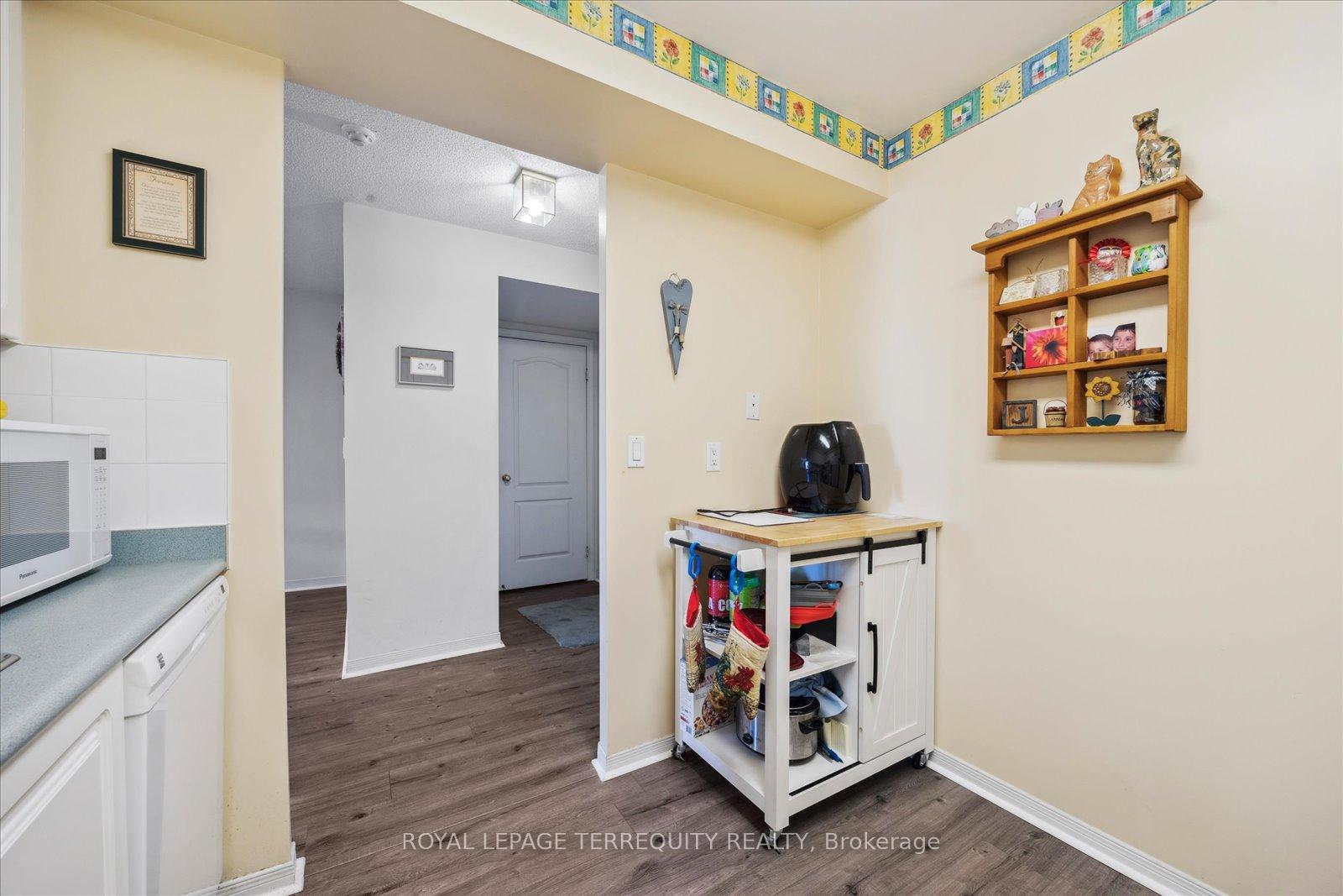 Photo 12 of Unit 316, 1000 The Esplanade N, Pickering, Town Centre — HOMEH