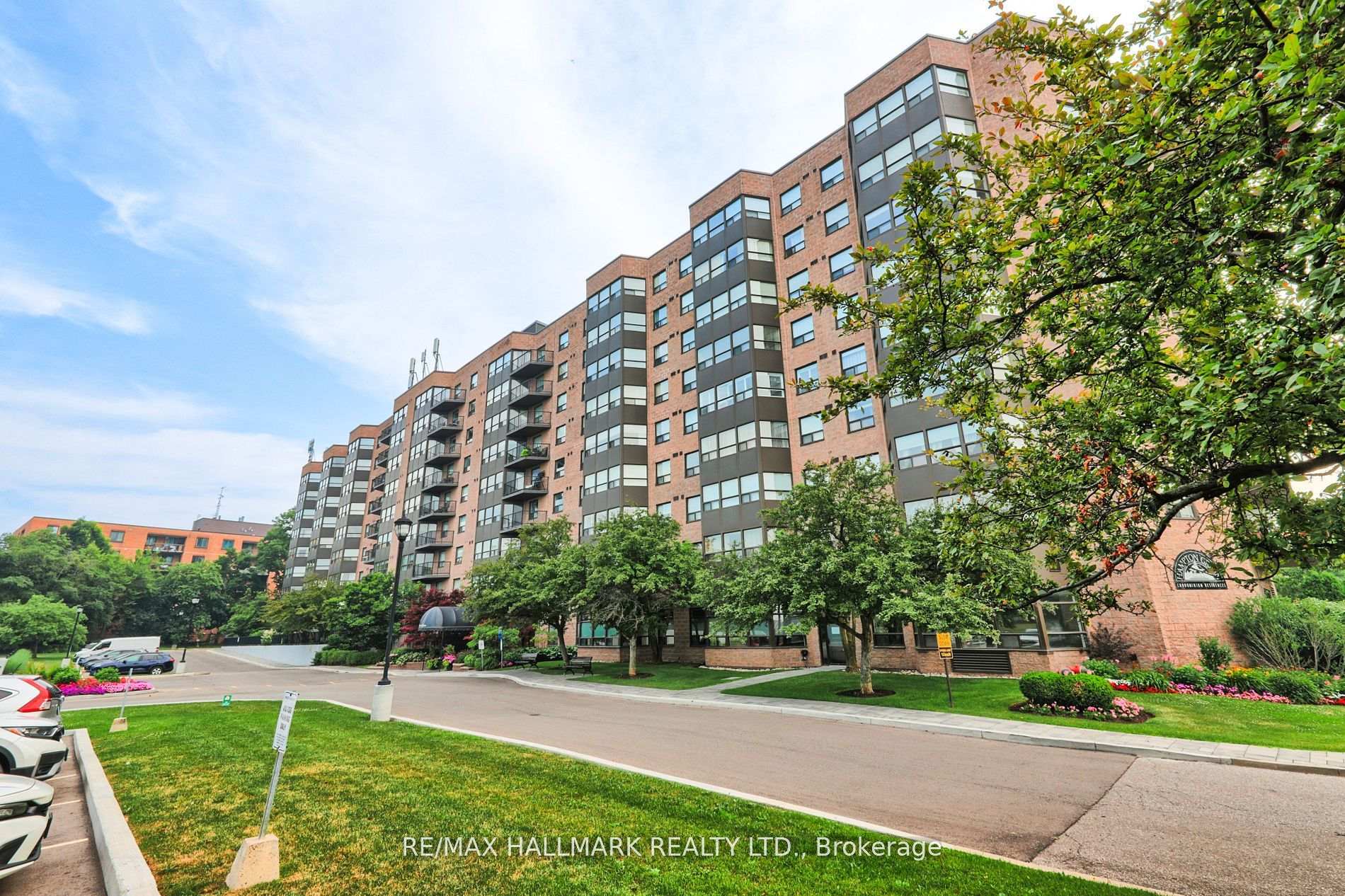 Photo 2 of Unit 305, 2 Raymerville Drive, Markham, Raymerville — HOMEH