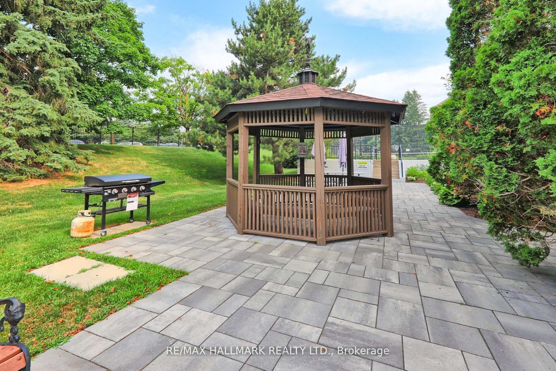 Photo 4 of Unit 305, 2 Raymerville Drive, Markham, Raymerville — HOMEH