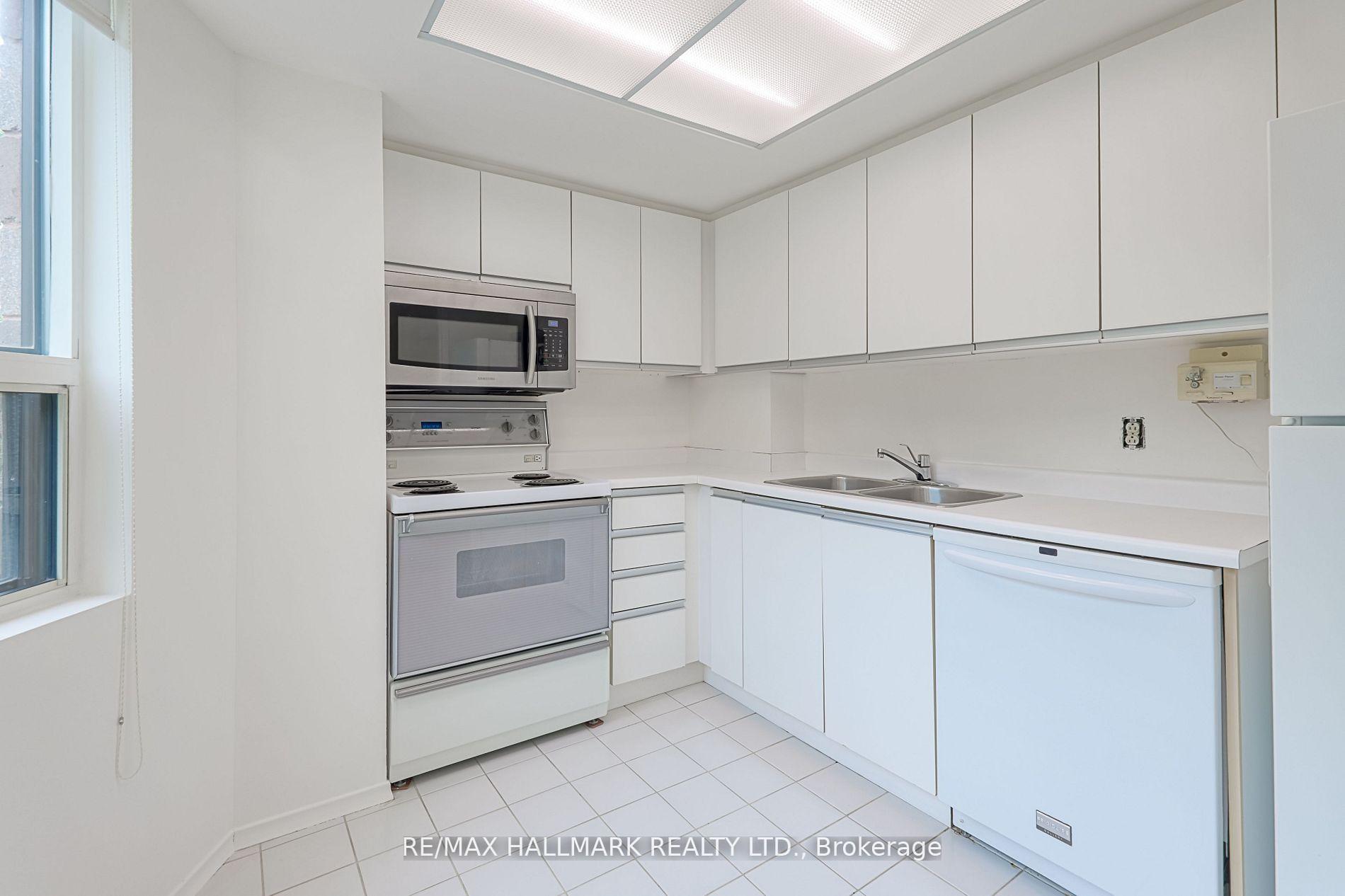 Photo 16 of Unit 305, 2 Raymerville Drive, Markham, Raymerville — HOMEH