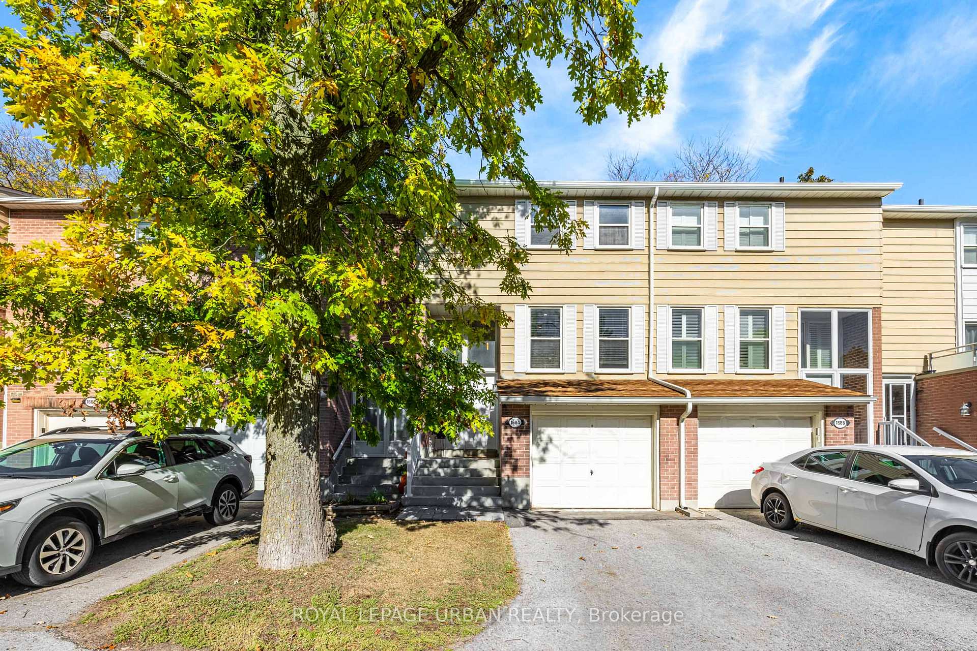 Photo 1 of 1684 John Street, Markham, Bayview Fairway-Bayview Country Club Estates — HOMEH