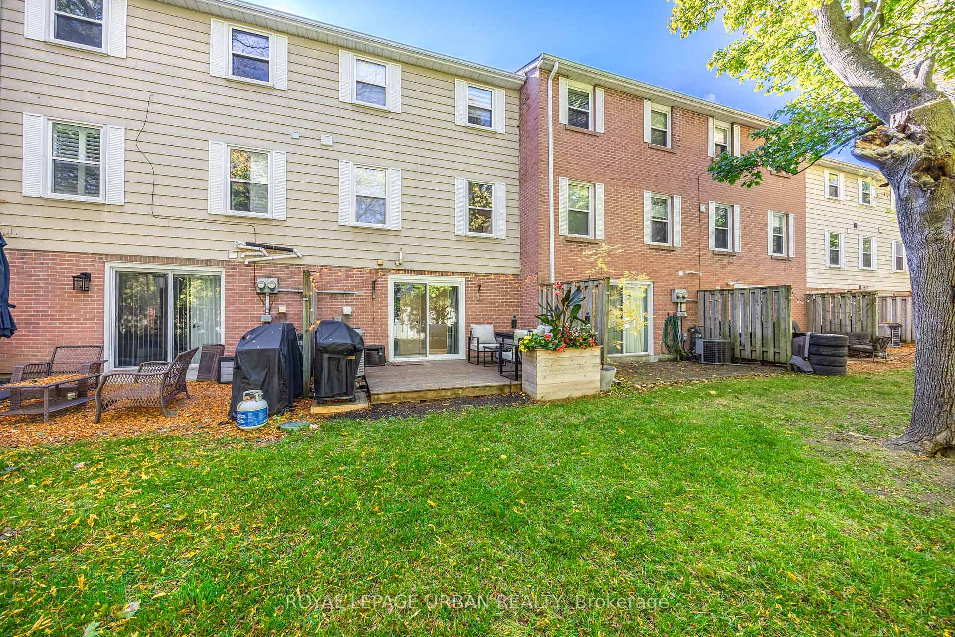 Photo 30 of 1684 John Street, Markham, Bayview Fairway-Bayview Country Club Estates — HOMEH