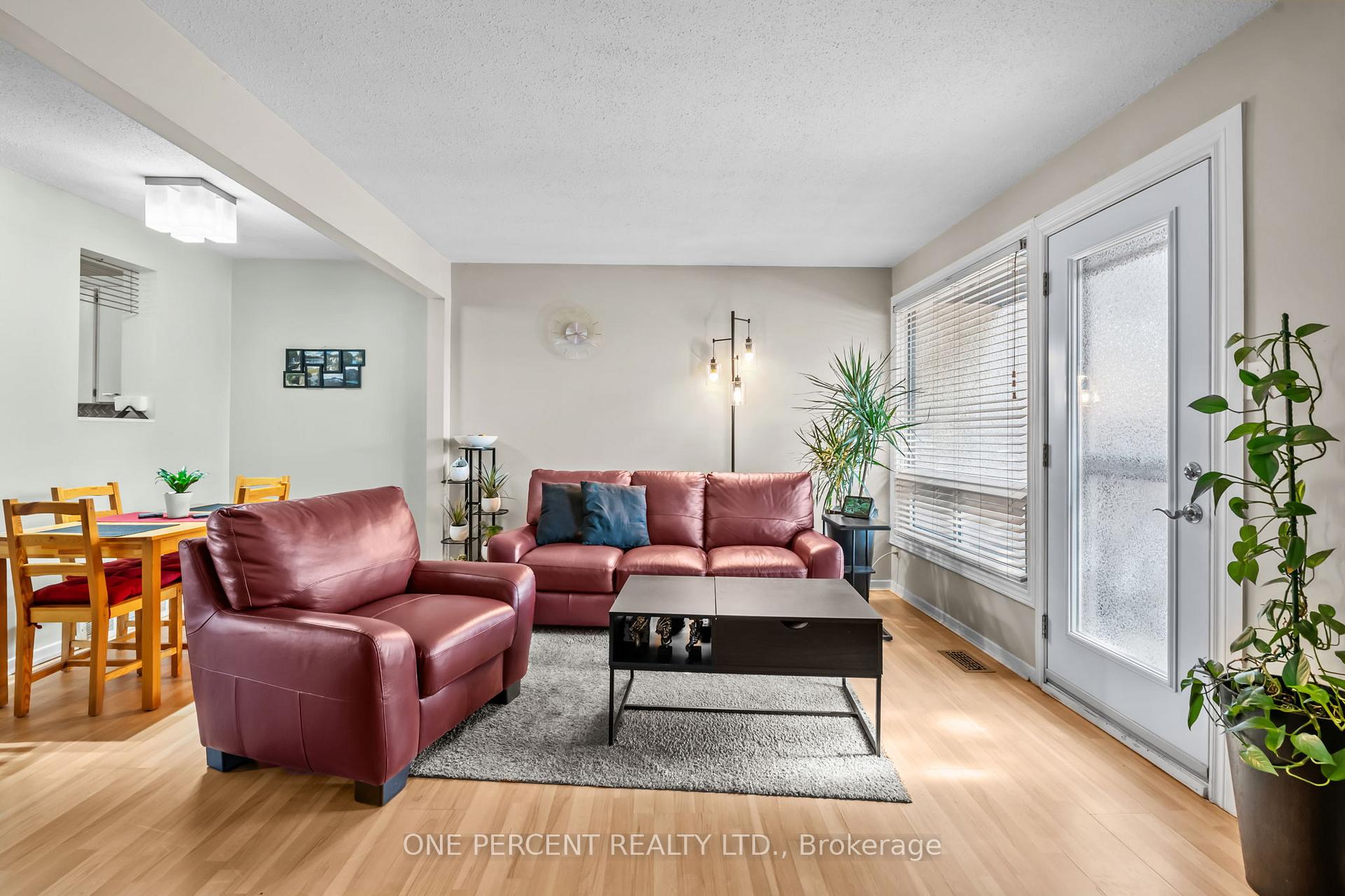 Photo 16 of 62 Mcclintock Way, Ottawa, Kanata - Katimavik — HOMEH