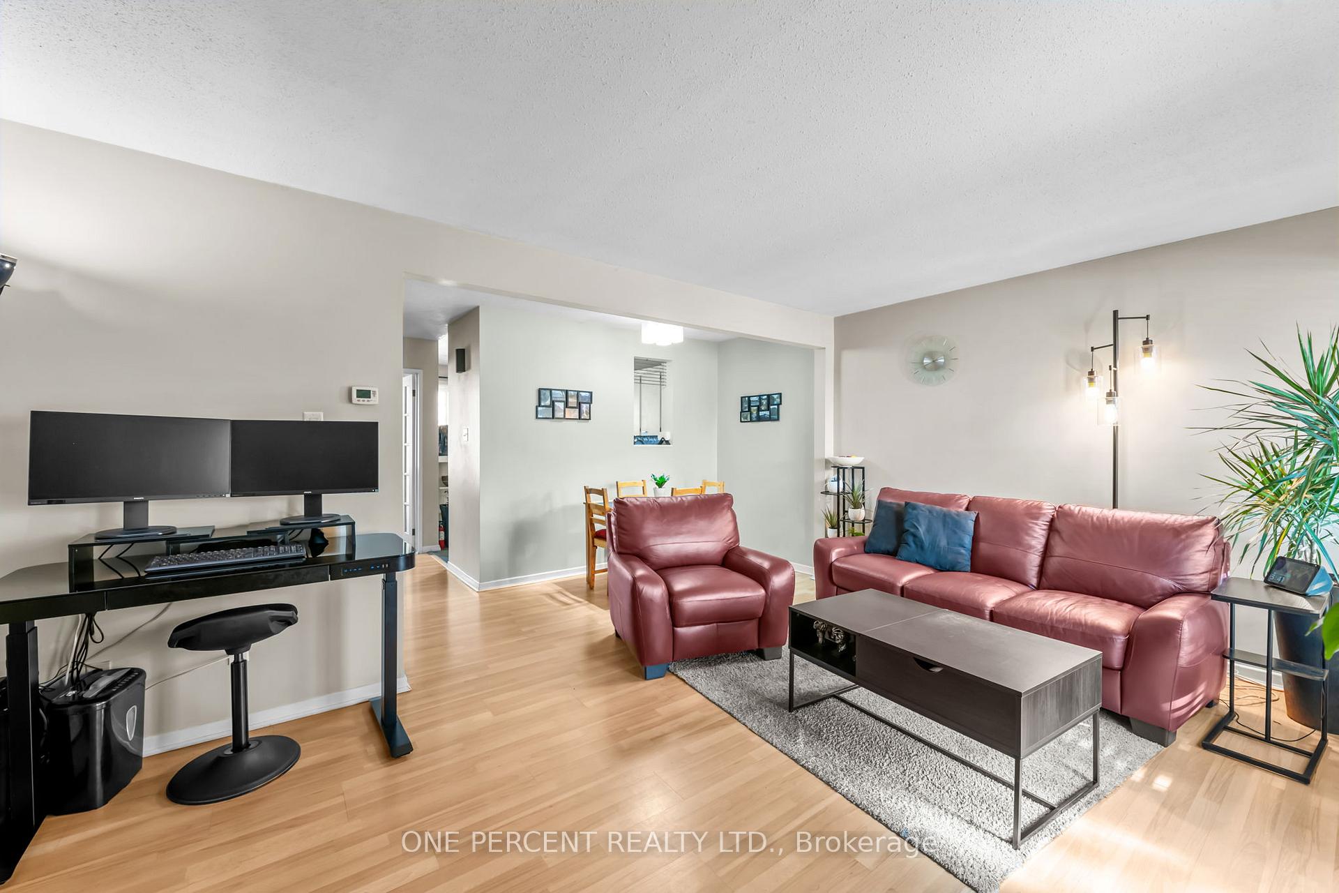 Photo 17 of 62 Mcclintock Way, Ottawa, Kanata - Katimavik — HOMEH