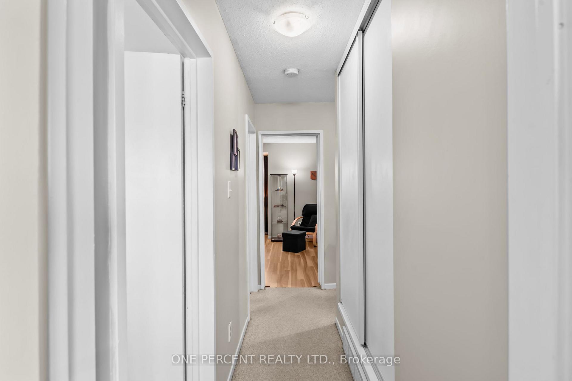 Photo 20 of 62 Mcclintock Way, Ottawa, Kanata - Katimavik — HOMEH