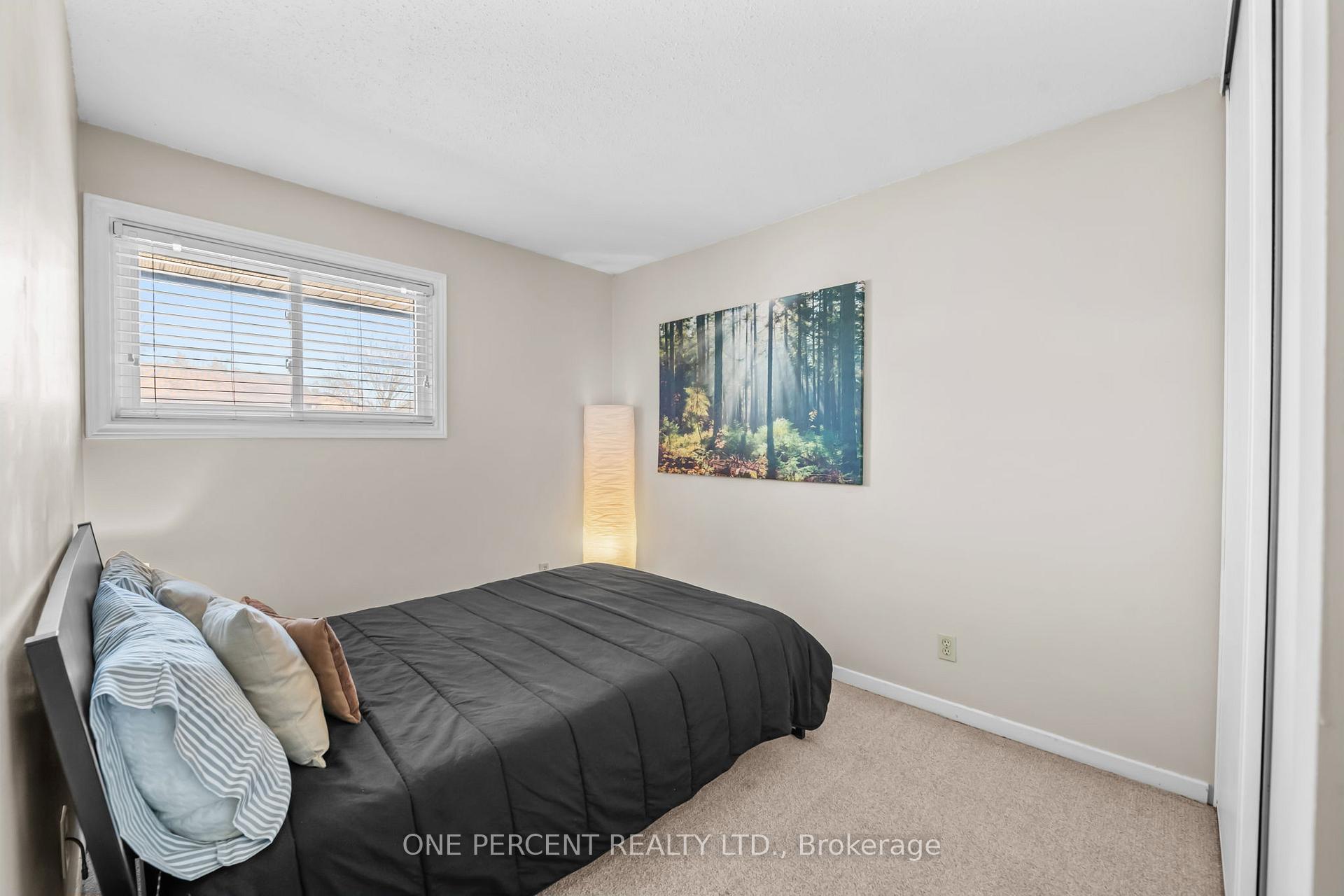Photo 27 of 62 Mcclintock Way, Ottawa, Kanata - Katimavik — HOMEH