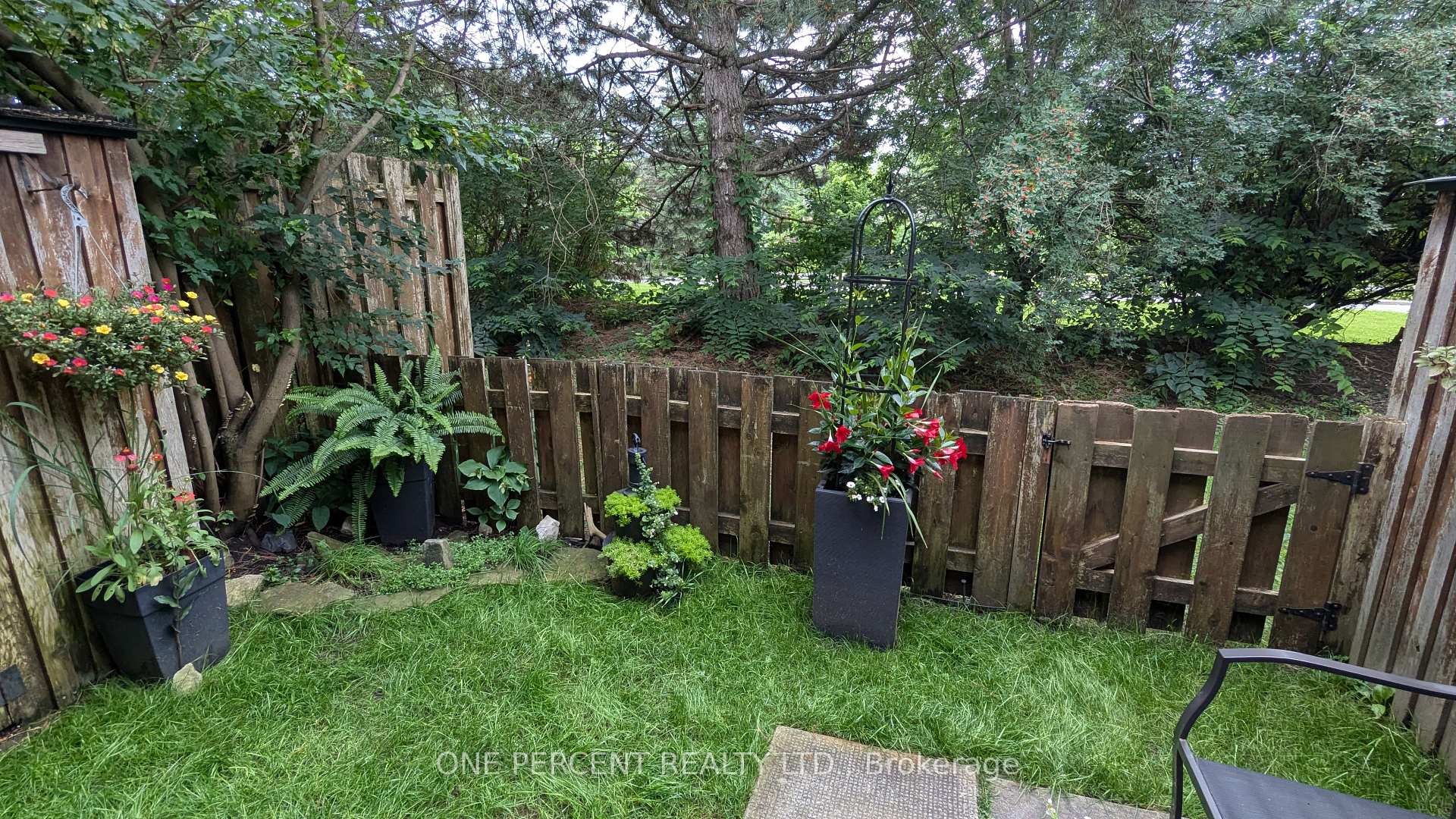 Photo 34 of 62 Mcclintock Way, Ottawa, Kanata - Katimavik — HOMEH
