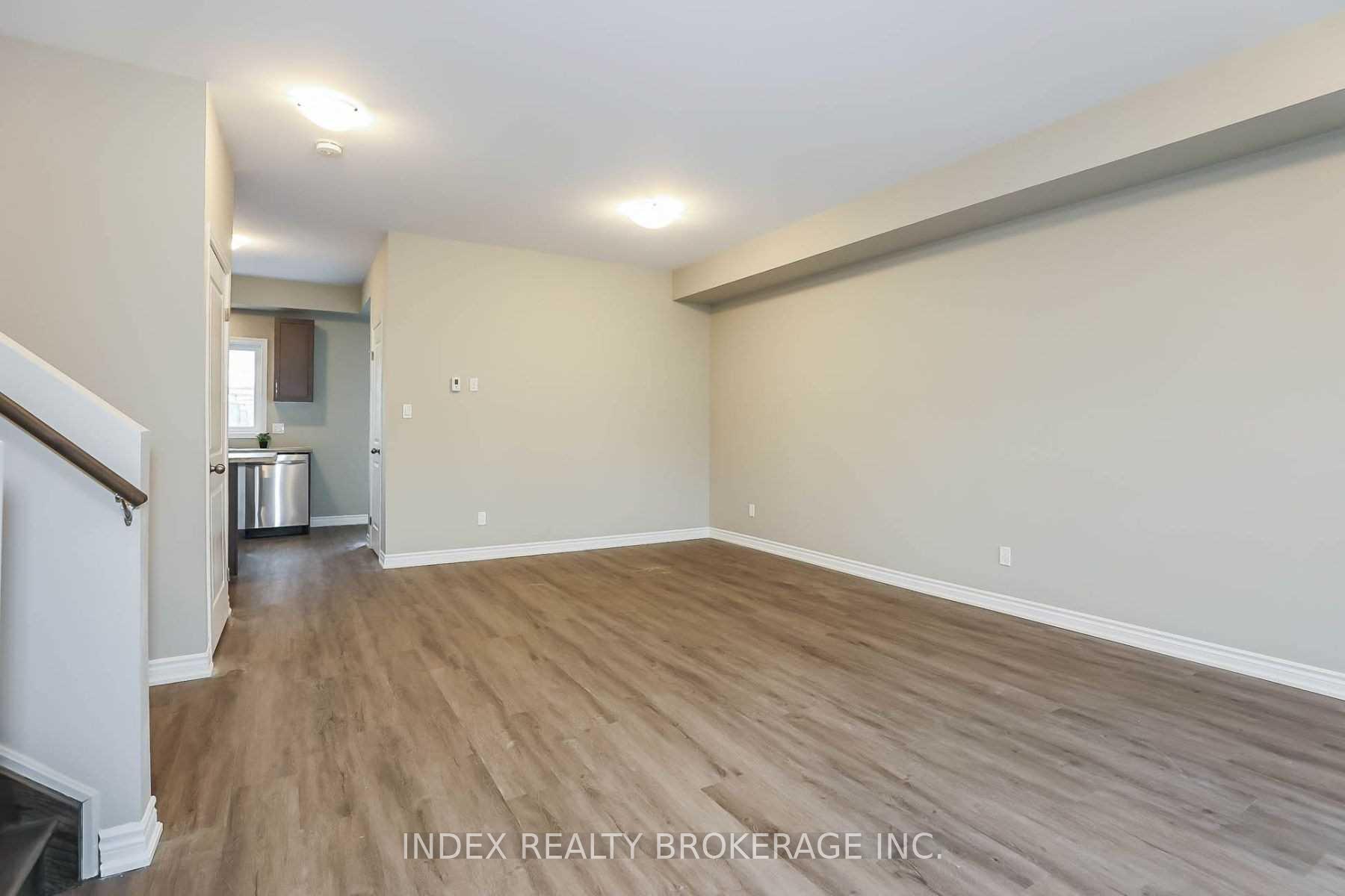 Photo 3 of Unit 1, 150 Broadway, Welland, Broadway — HOMEH