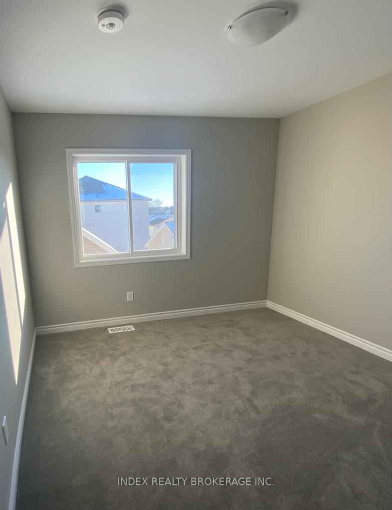 Photo 10 of Unit 1, 150 Broadway, Welland, Broadway — HOMEH