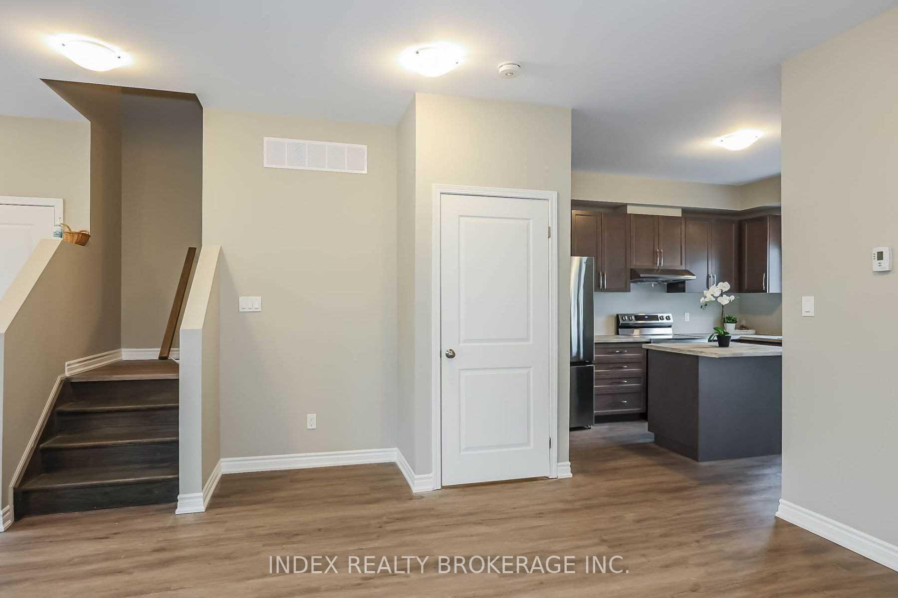 Photo 14 of Unit 1, 150 Broadway, Welland, Broadway — HOMEH