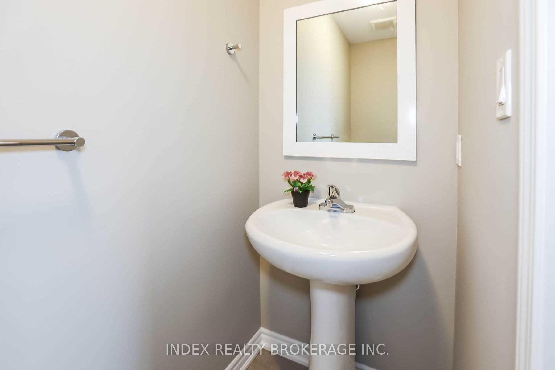 Photo 22 of Unit 1, 150 Broadway, Welland, Broadway — HOMEH