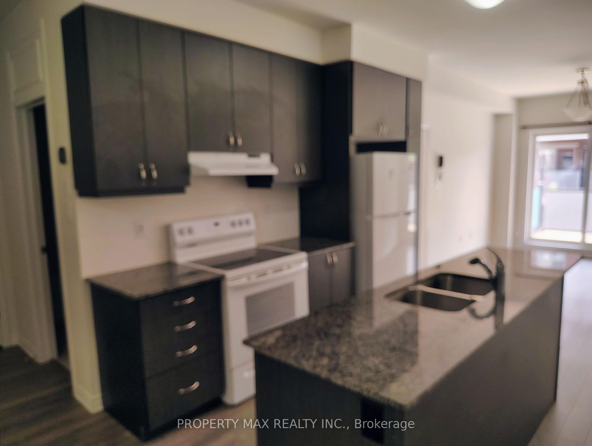 Photo 3 of Unit 702, 1148 Dragonfly Avenue, Pickering, Rural Pickering — HOMEH