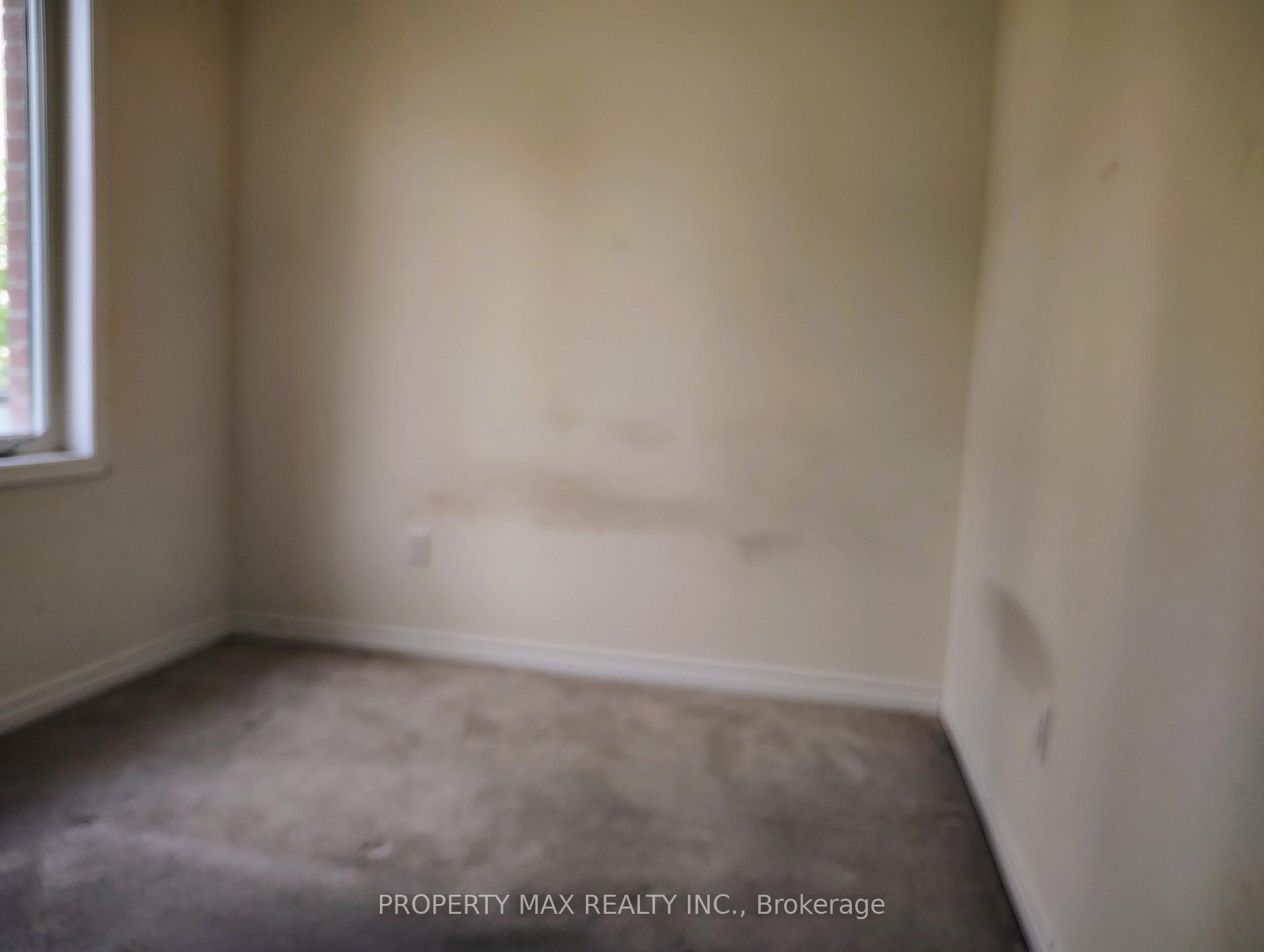Photo 8 of Unit 702, 1148 Dragonfly Avenue, Pickering, Rural Pickering — HOMEH