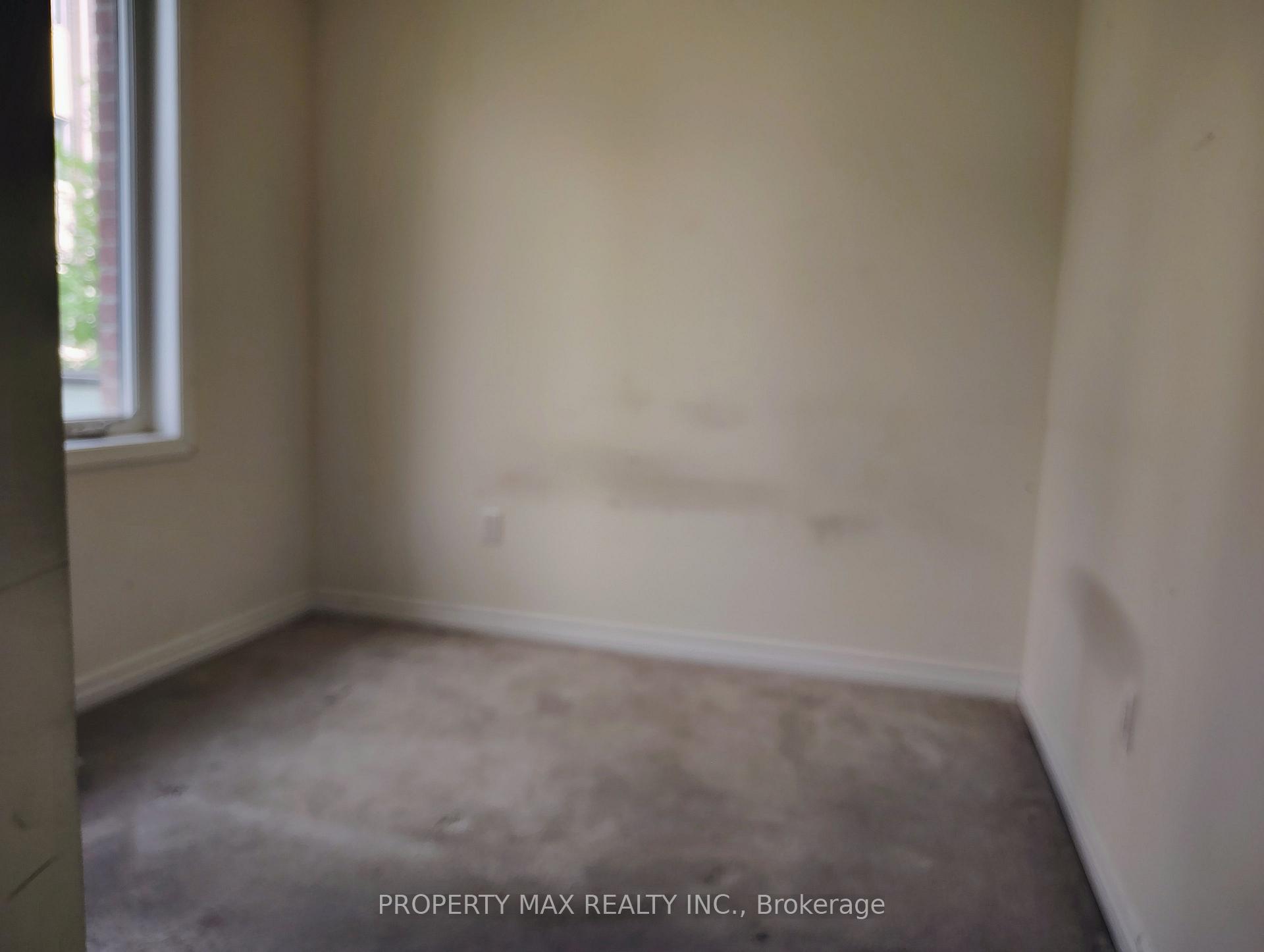 Photo 9 of Unit 702, 1148 Dragonfly Avenue, Pickering, Rural Pickering — HOMEH