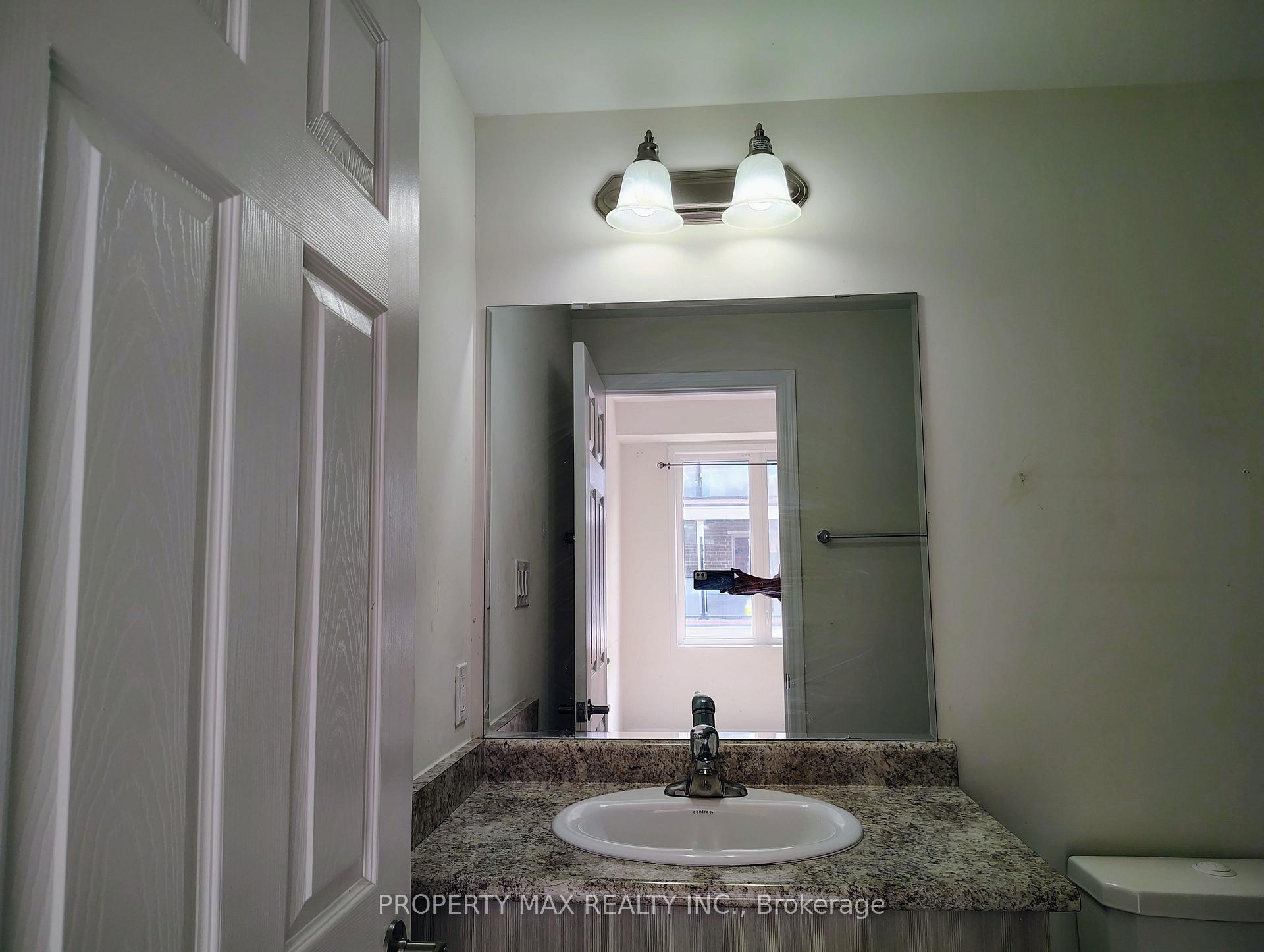 Photo 12 of Unit 702, 1148 Dragonfly Avenue, Pickering, Rural Pickering — HOMEH