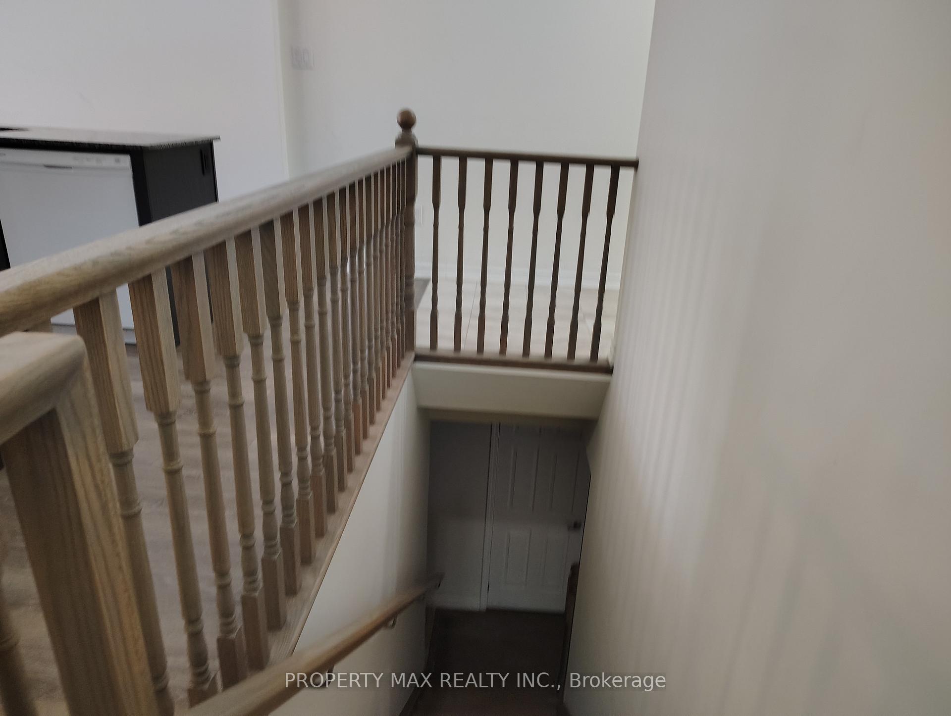 Photo 16 of Unit 702, 1148 Dragonfly Avenue, Pickering, Rural Pickering — HOMEH
