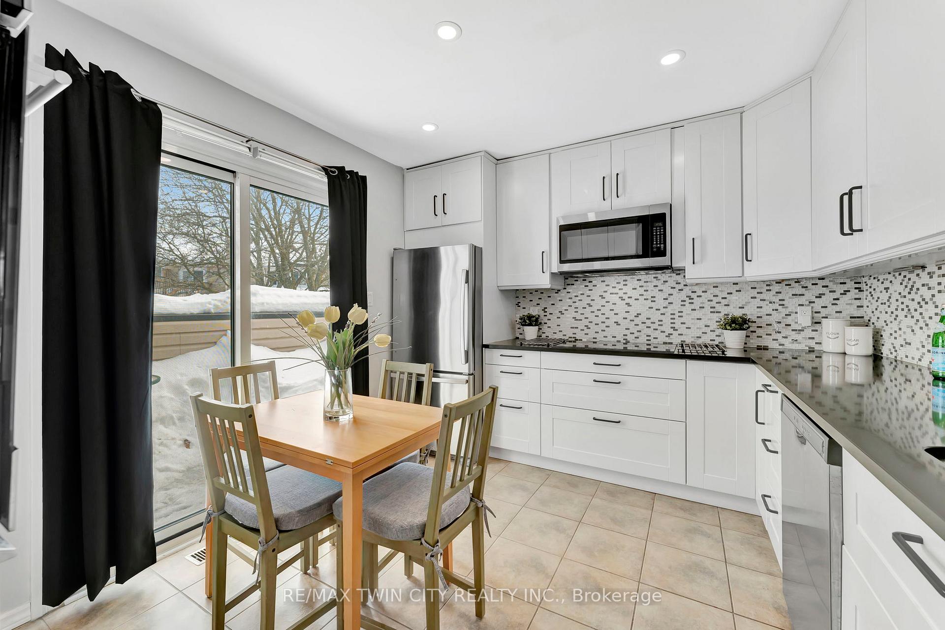 Photo 11 of Unit 8, 205 Highland Crescent, Kitchener — HOMEH