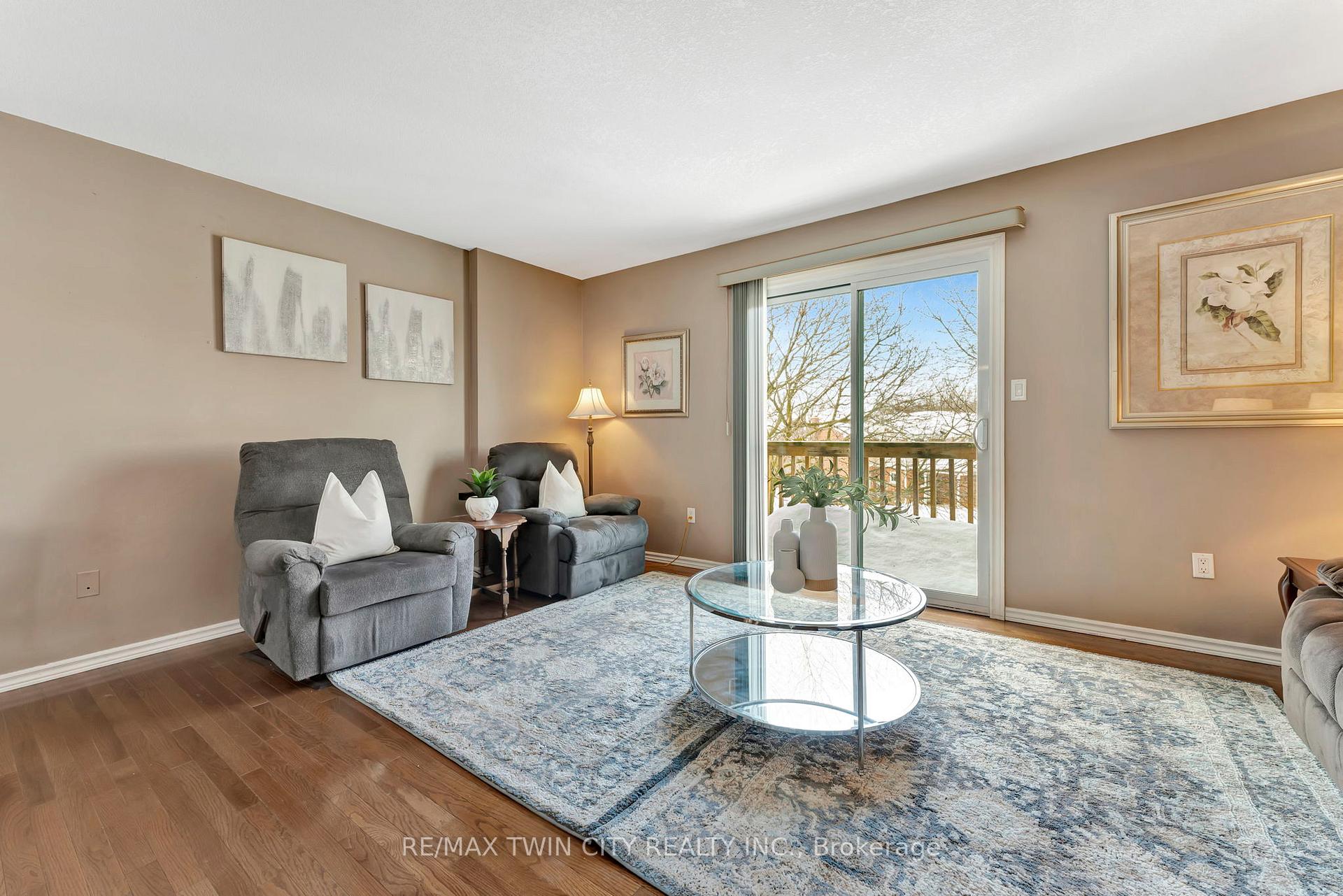 Photo 19 of Unit 8, 205 Highland Crescent, Kitchener — HOMEH