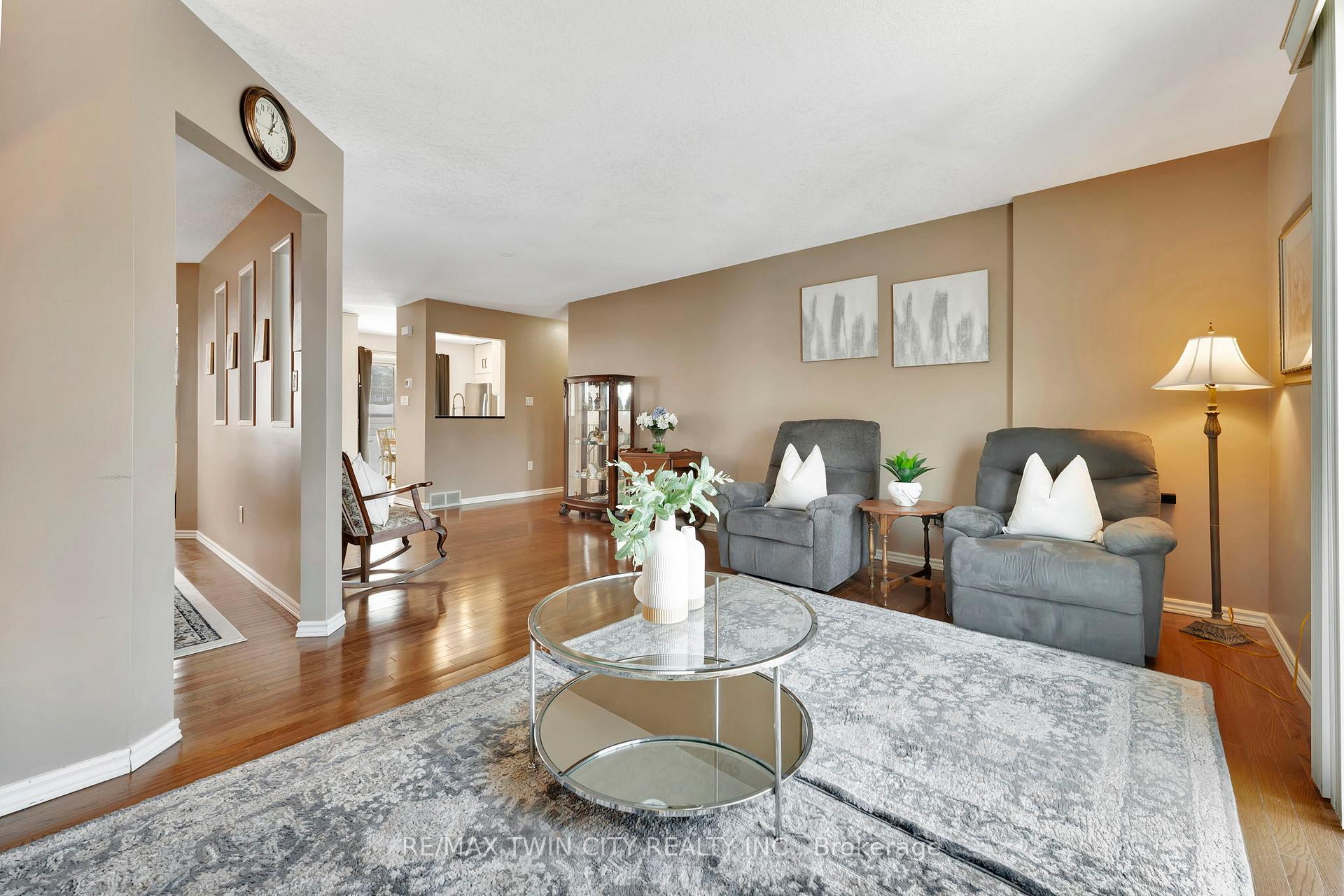 Photo 21 of Unit 8, 205 Highland Crescent, Kitchener — HOMEH