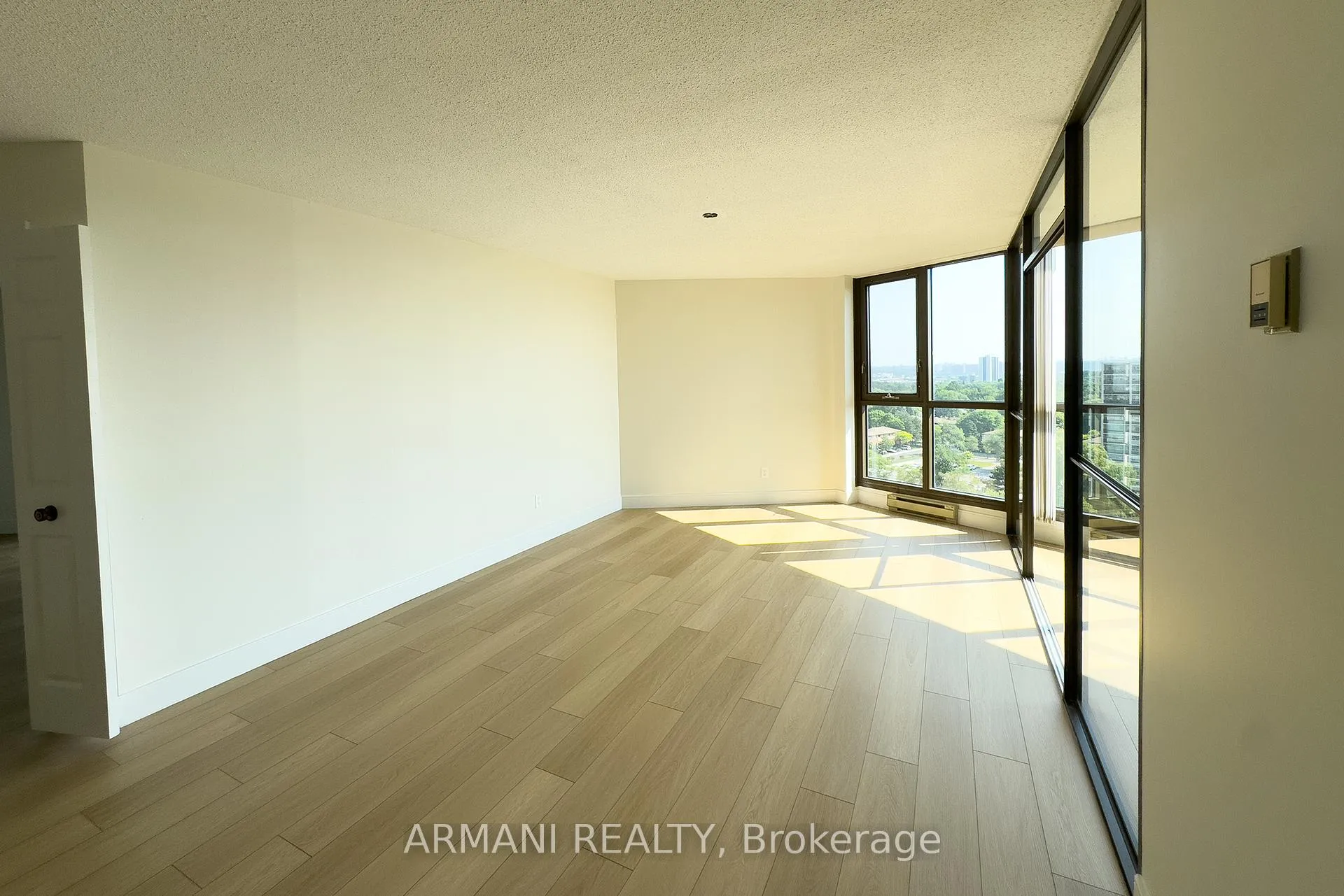 Photo 20 of Unit 1611, 2000 Islington Avenue, Etobicoke, Kingsview Village-The Westway — HOMEH