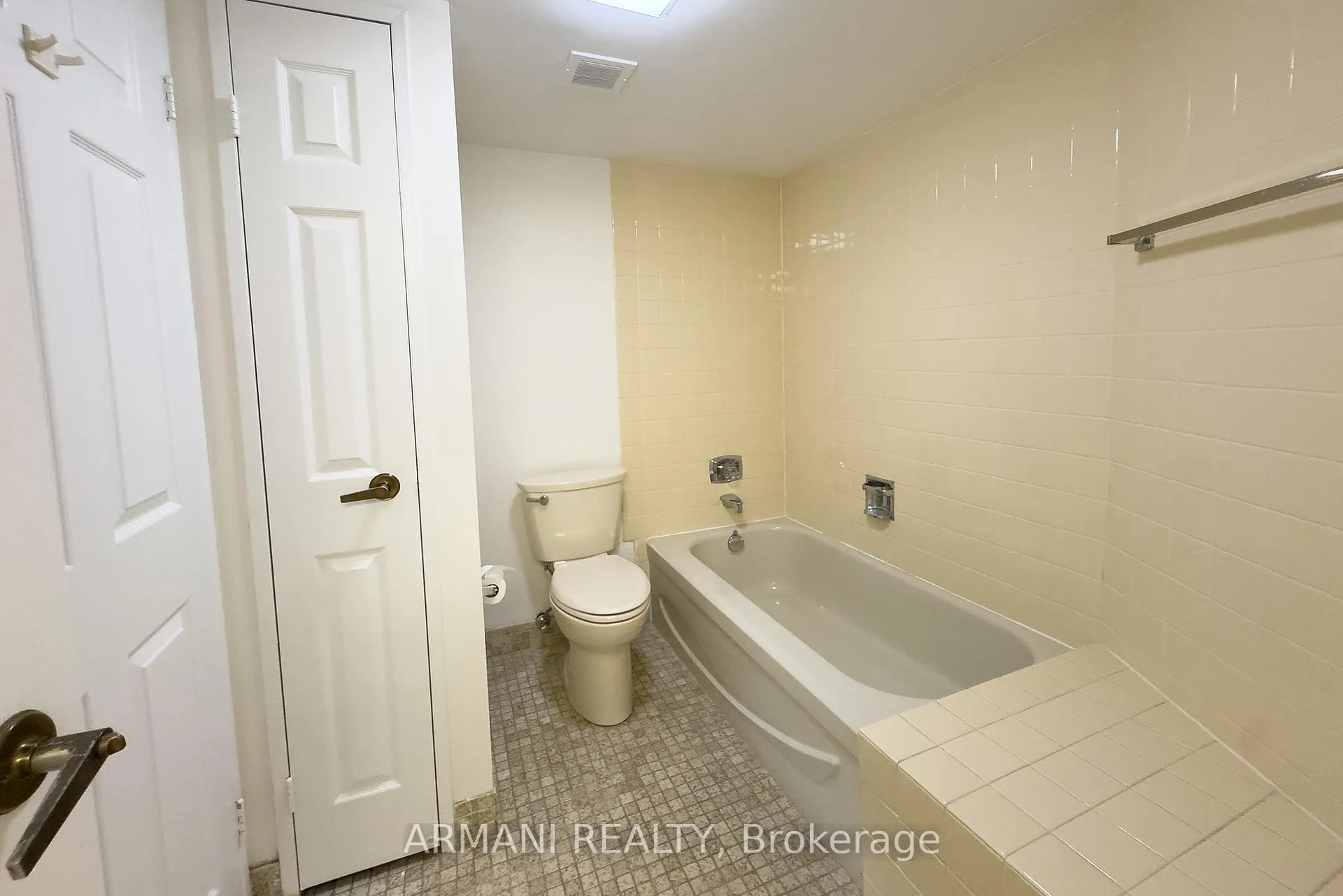 Photo 30 of Unit 1611, 2000 Islington Avenue, Etobicoke, Kingsview Village-The Westway — HOMEH