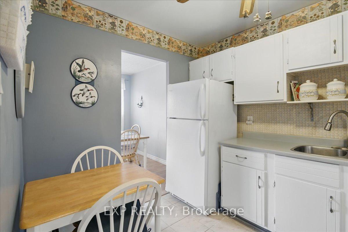 Photo 9 of Unit 306, 131 Taunton Road E, Oshawa, Centennial — HOMEH