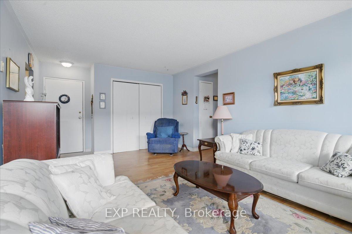 Photo 14 of Unit 306, 131 Taunton Road E, Oshawa, Centennial — HOMEH