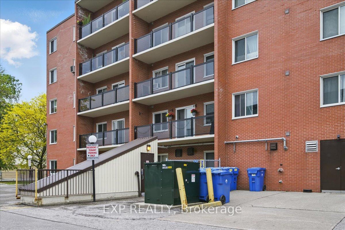 Photo 27 of Unit 306, 131 Taunton Road E, Oshawa, Centennial — HOMEH