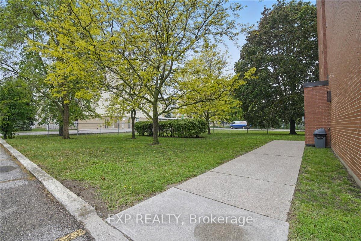 Photo 29 of Unit 306, 131 Taunton Road E, Oshawa, Centennial — HOMEH