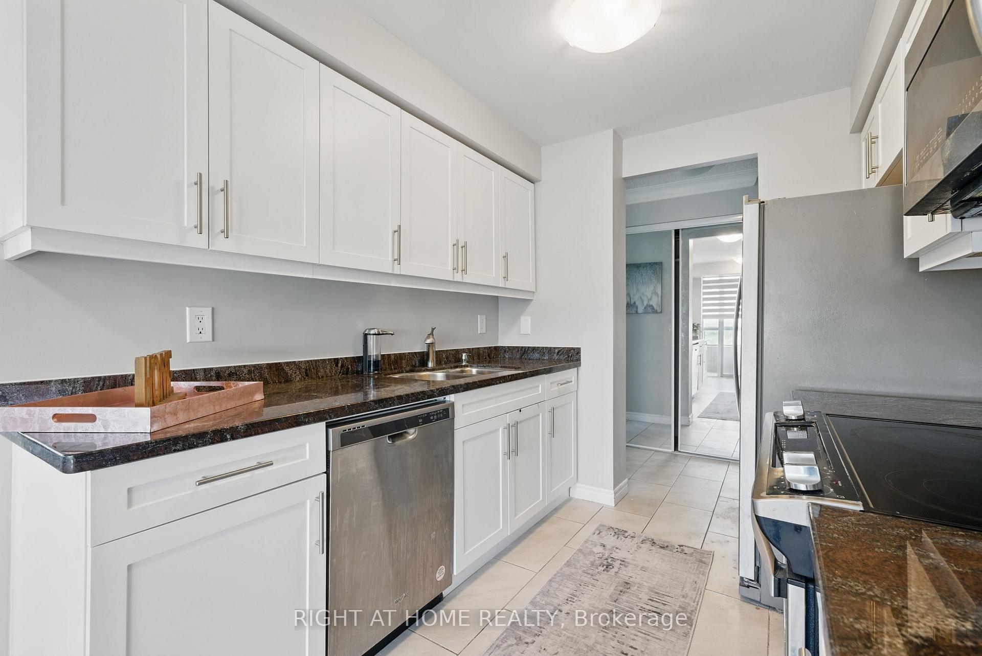 Photo 6 of Unit 1613, 1000 The Esplanade N, Pickering, Town Centre — HOMEH