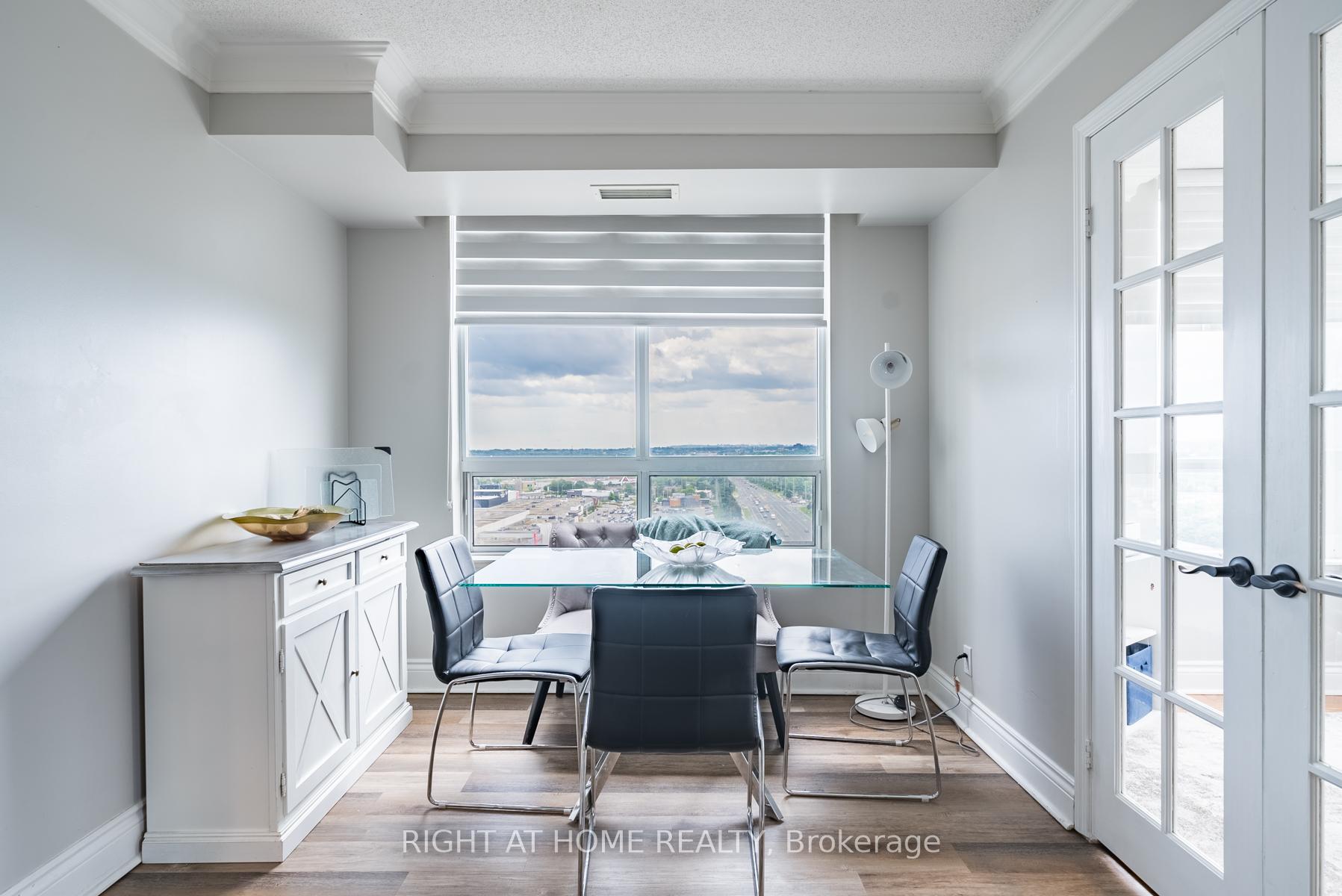 Photo 10 of Unit 1613, 1000 The Esplanade N, Pickering, Town Centre — HOMEH