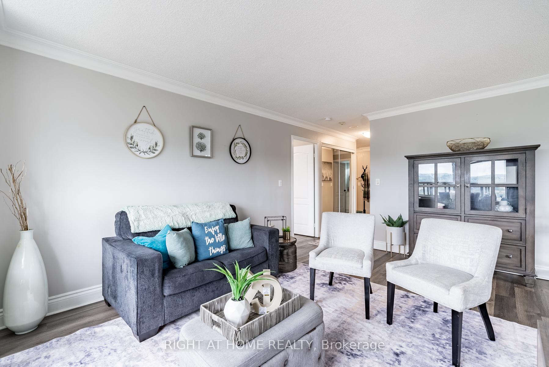Photo 16 of Unit 1613, 1000 The Esplanade N, Pickering, Town Centre — HOMEH
