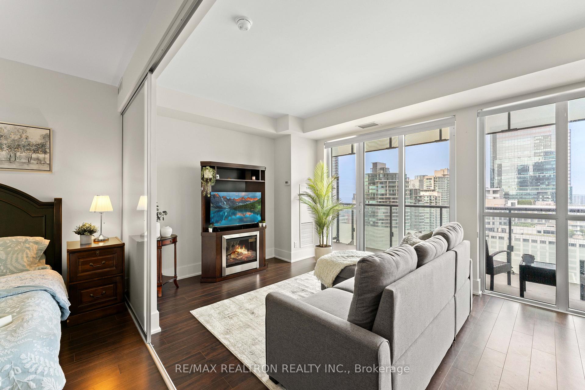 Photo 11 of Unit 2603, 300 Front Street W, Toronto, Waterfront Communities — HOMEH