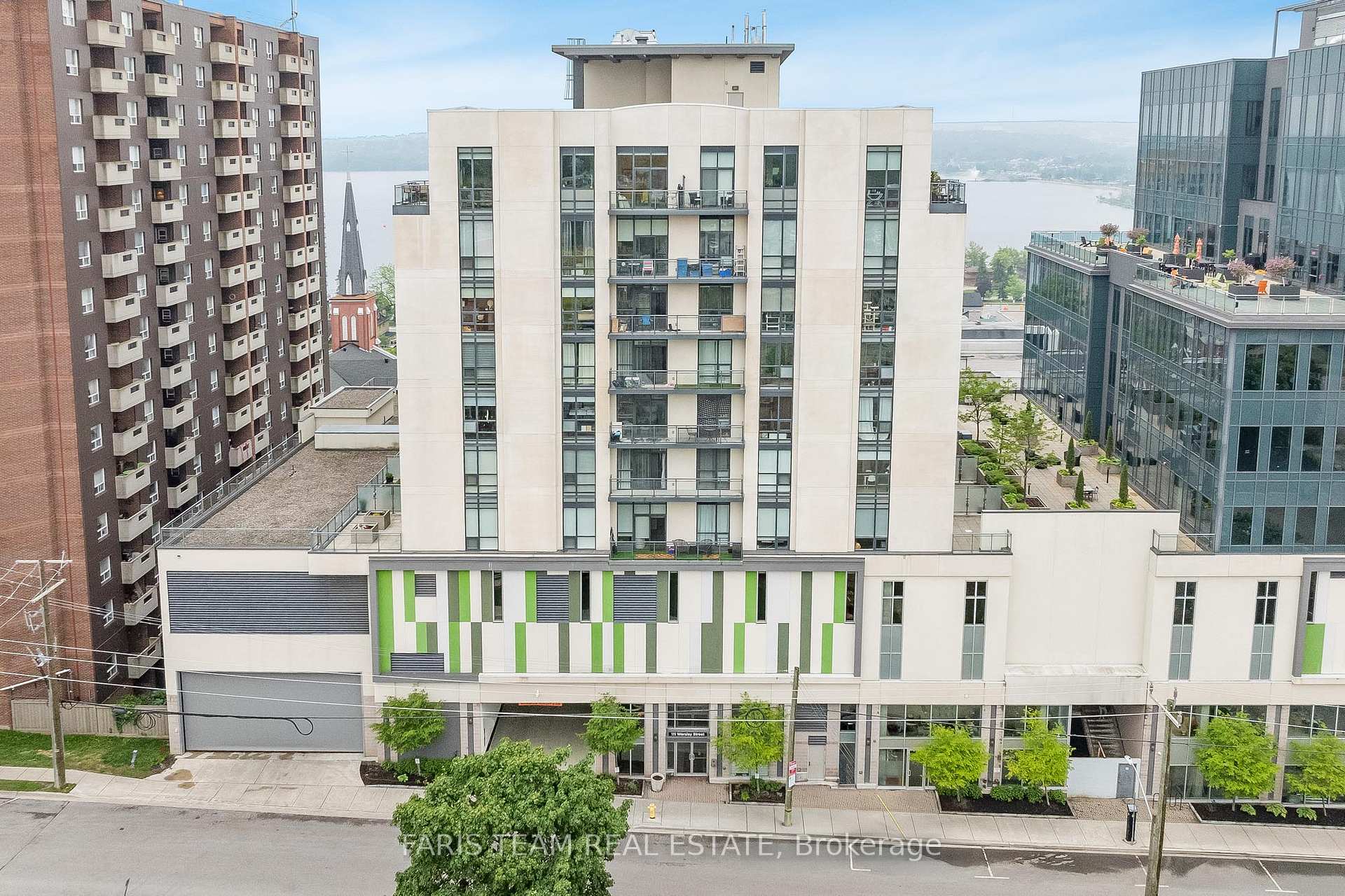 Photo 2 of Unit 305, 111 Worsley Street, Barrie, City Centre — HOMEH